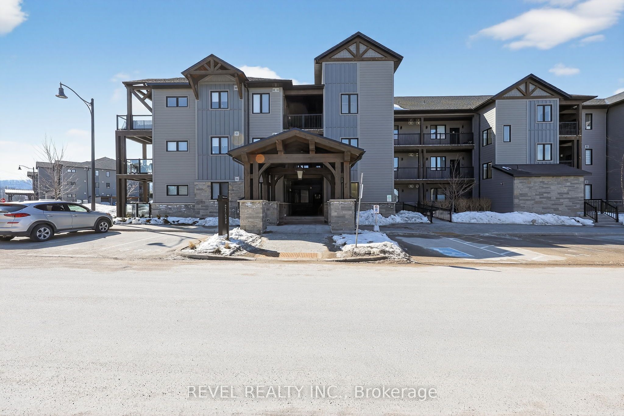 10 Beausoleil Lane 306 Property Photo 1
