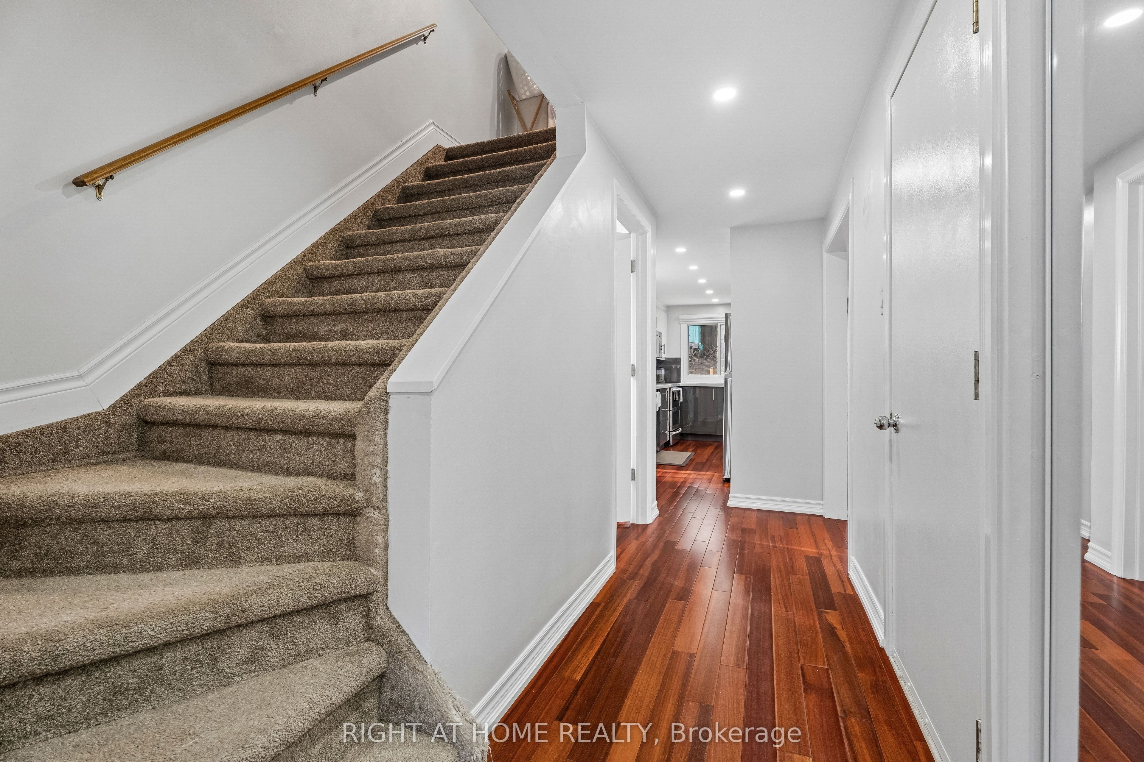 56 Hemingway Crescent Property Photo 7