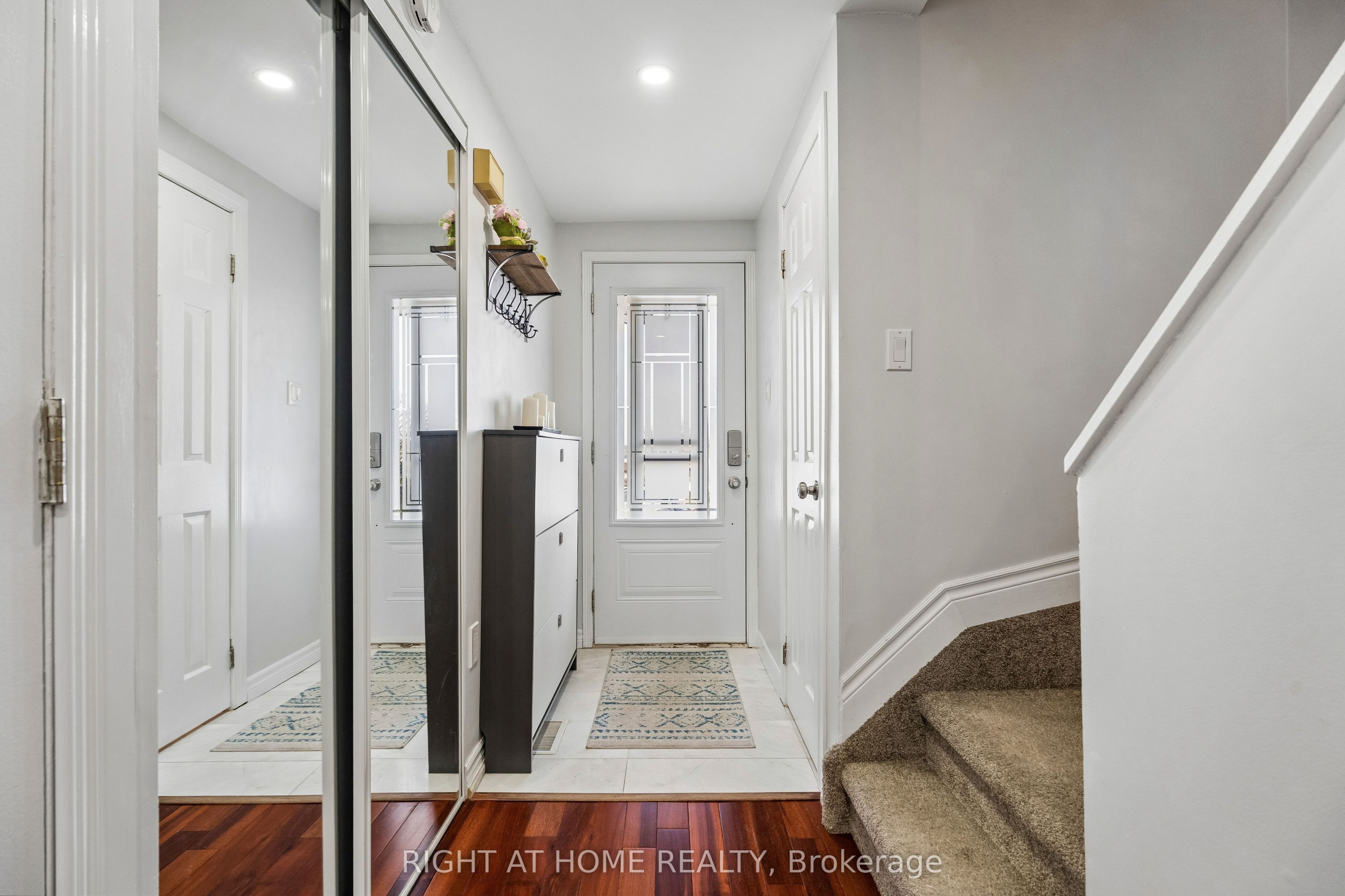 56 Hemingway Crescent Property Photo 8
