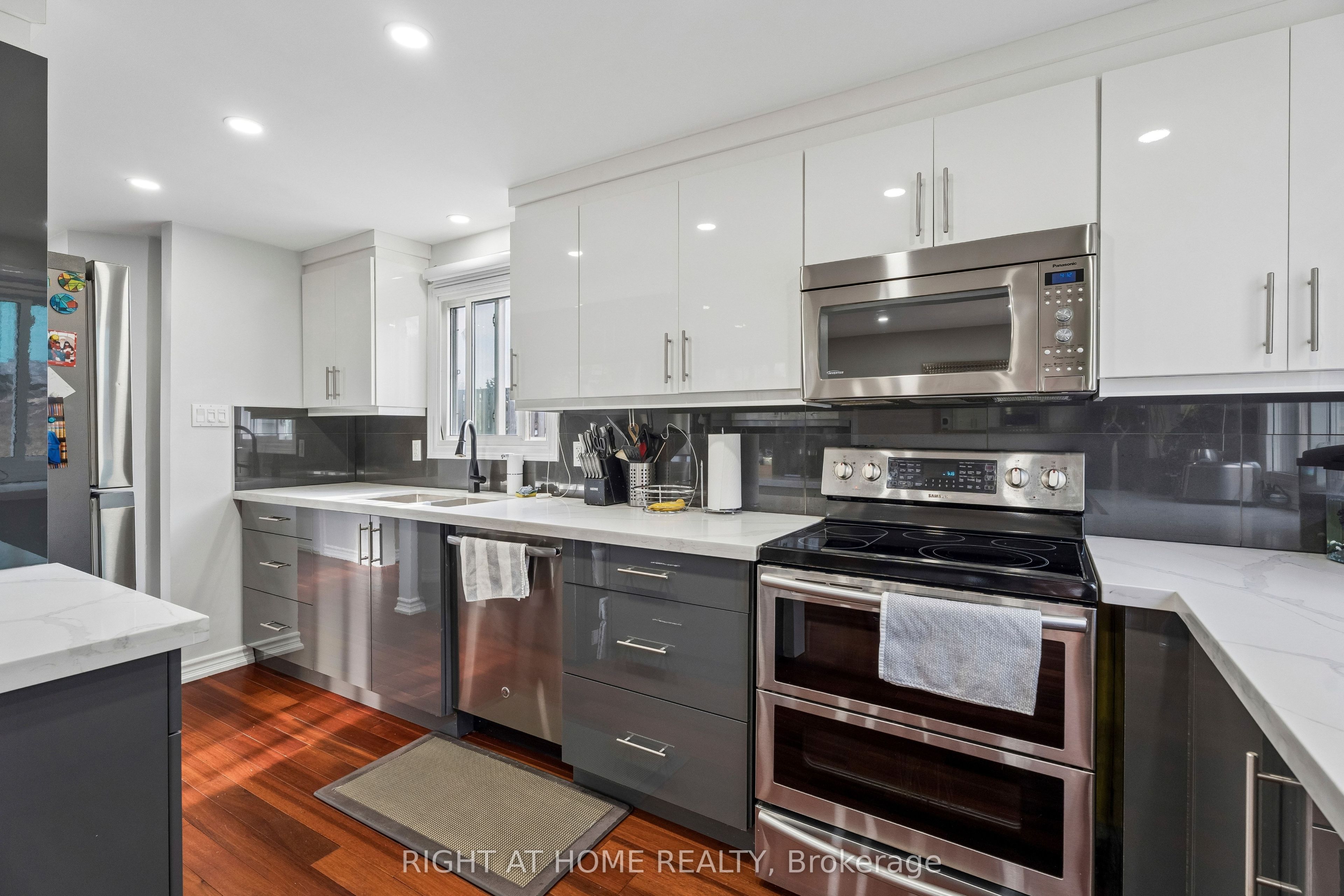 56 Hemingway Crescent Property Photo 14