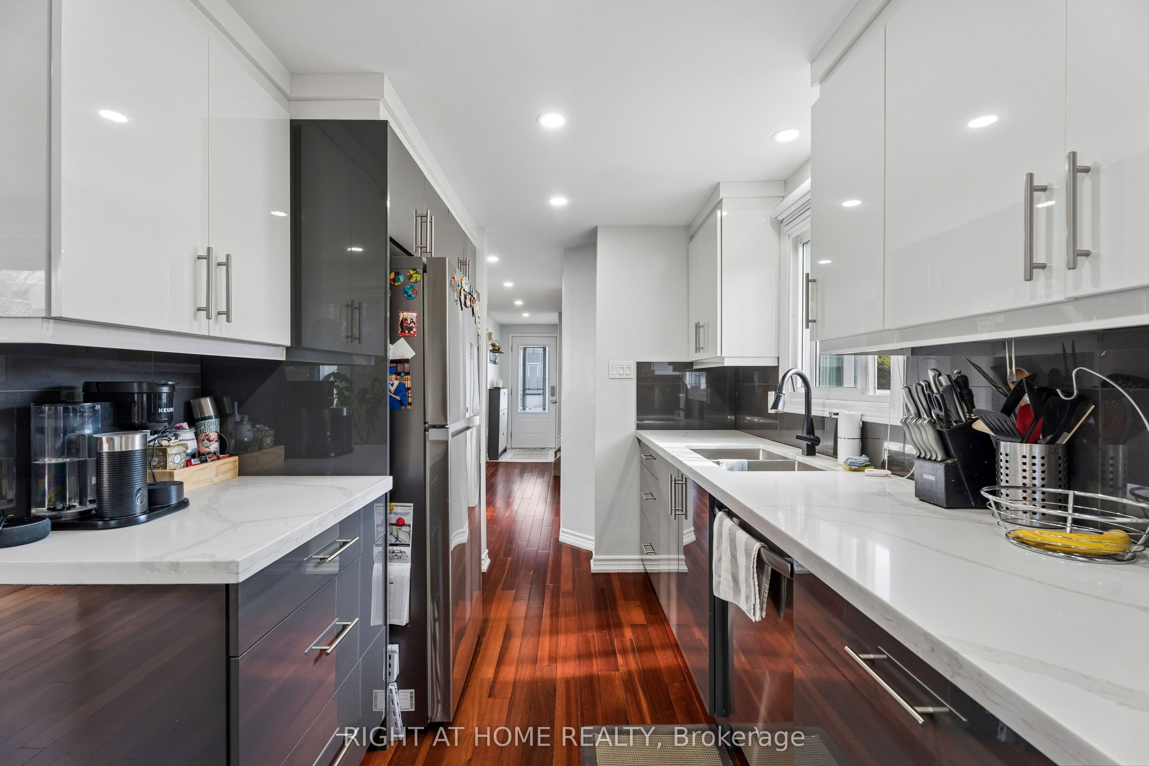 56 Hemingway Crescent Property Photo 16