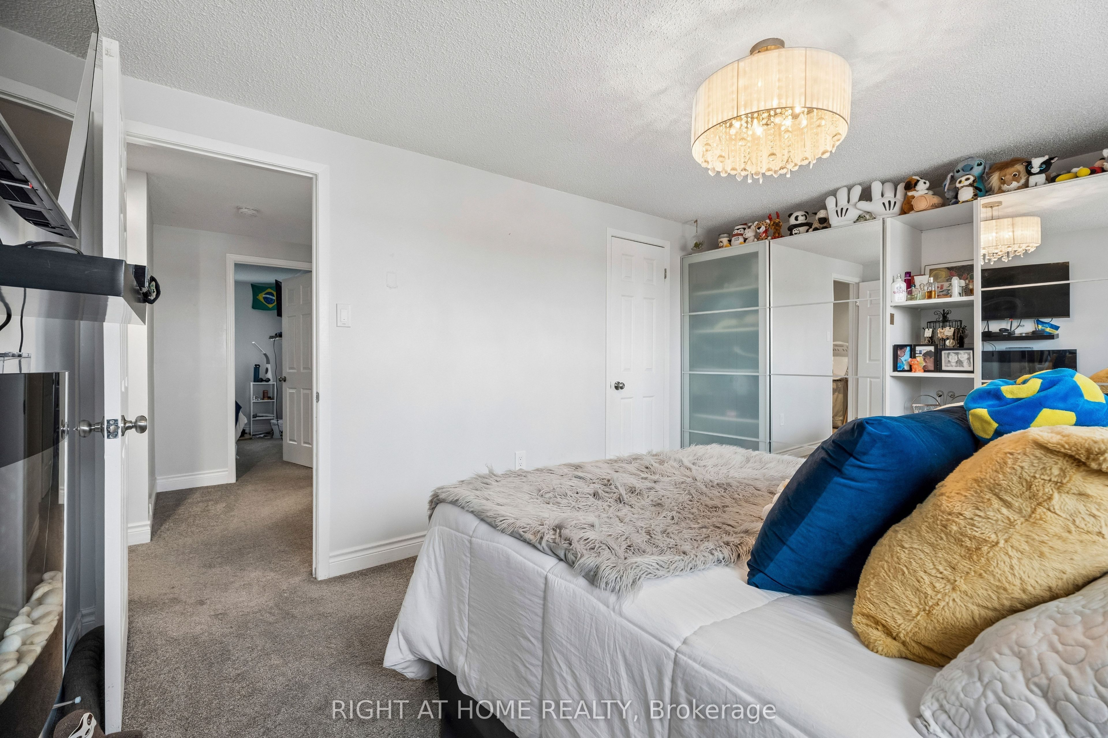 56 Hemingway Crescent Property Photo 22
