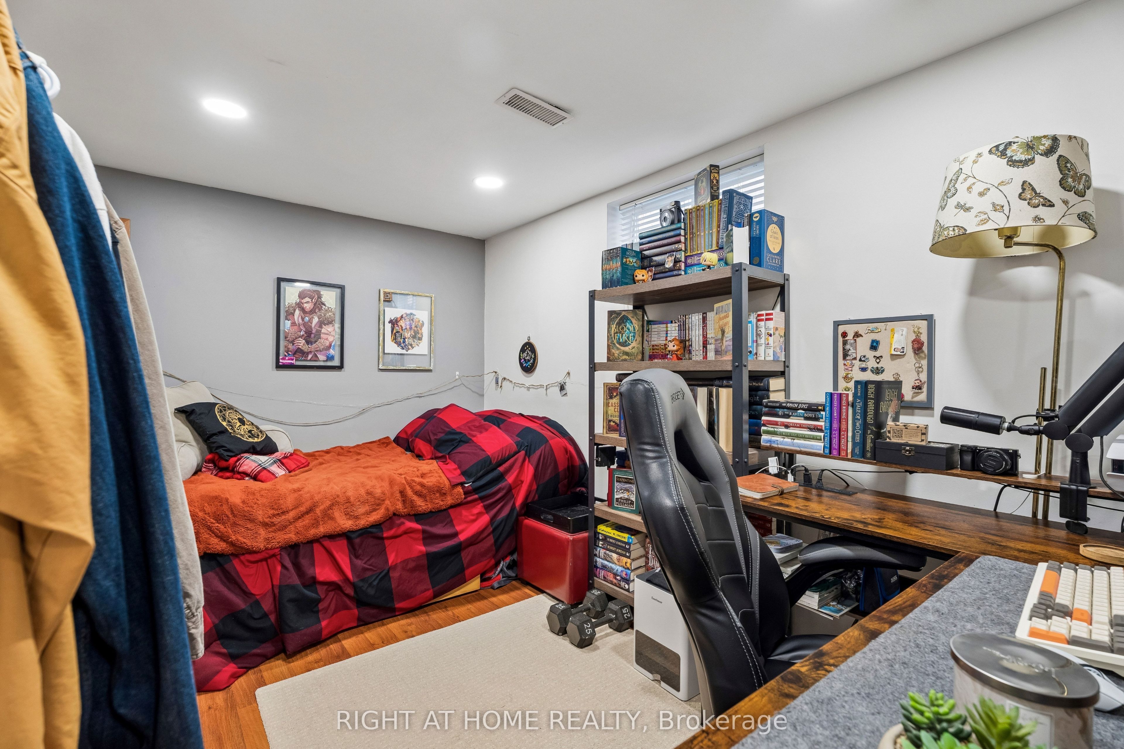 56 Hemingway Crescent Property Photo 35