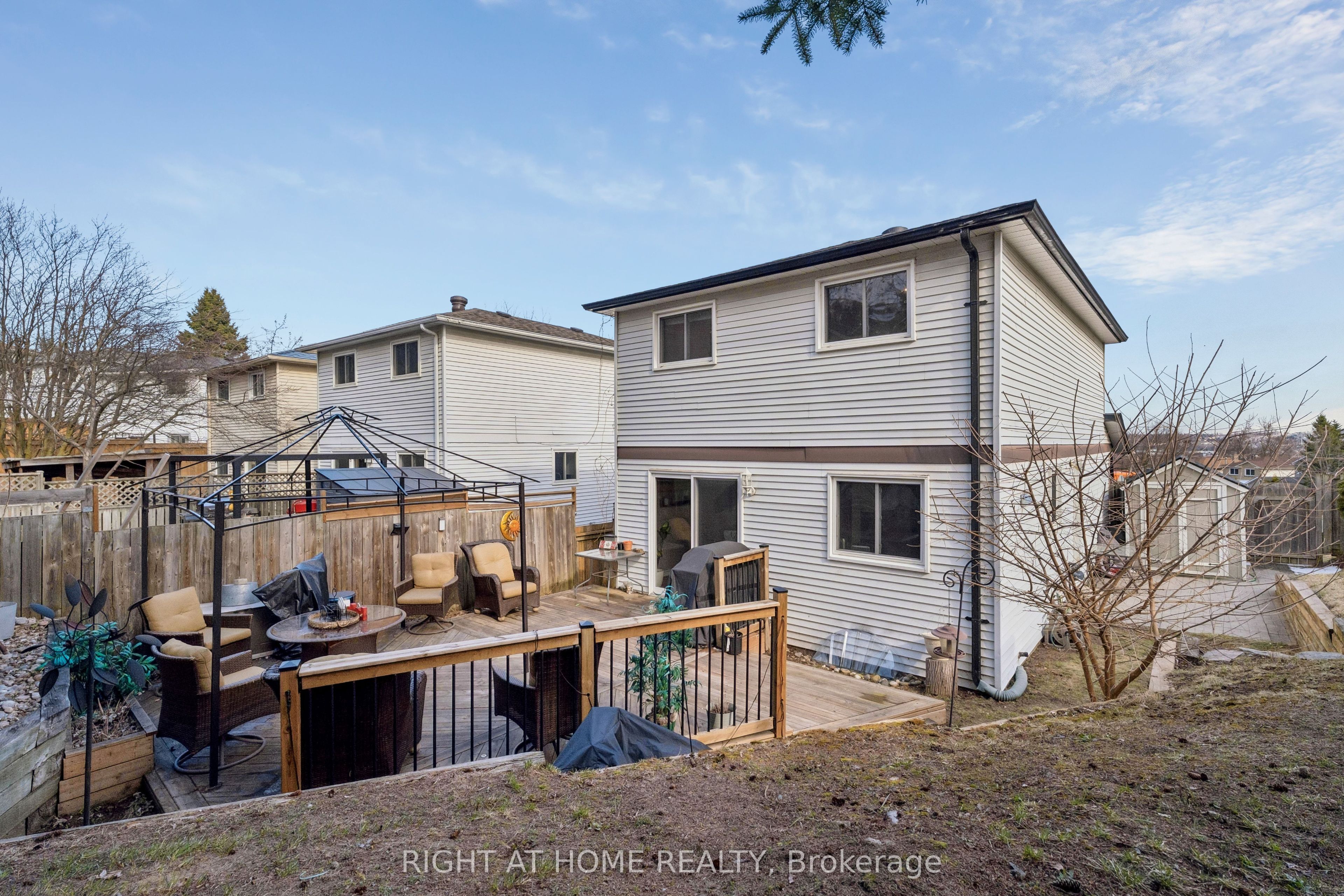 56 Hemingway Crescent Property Photo 42