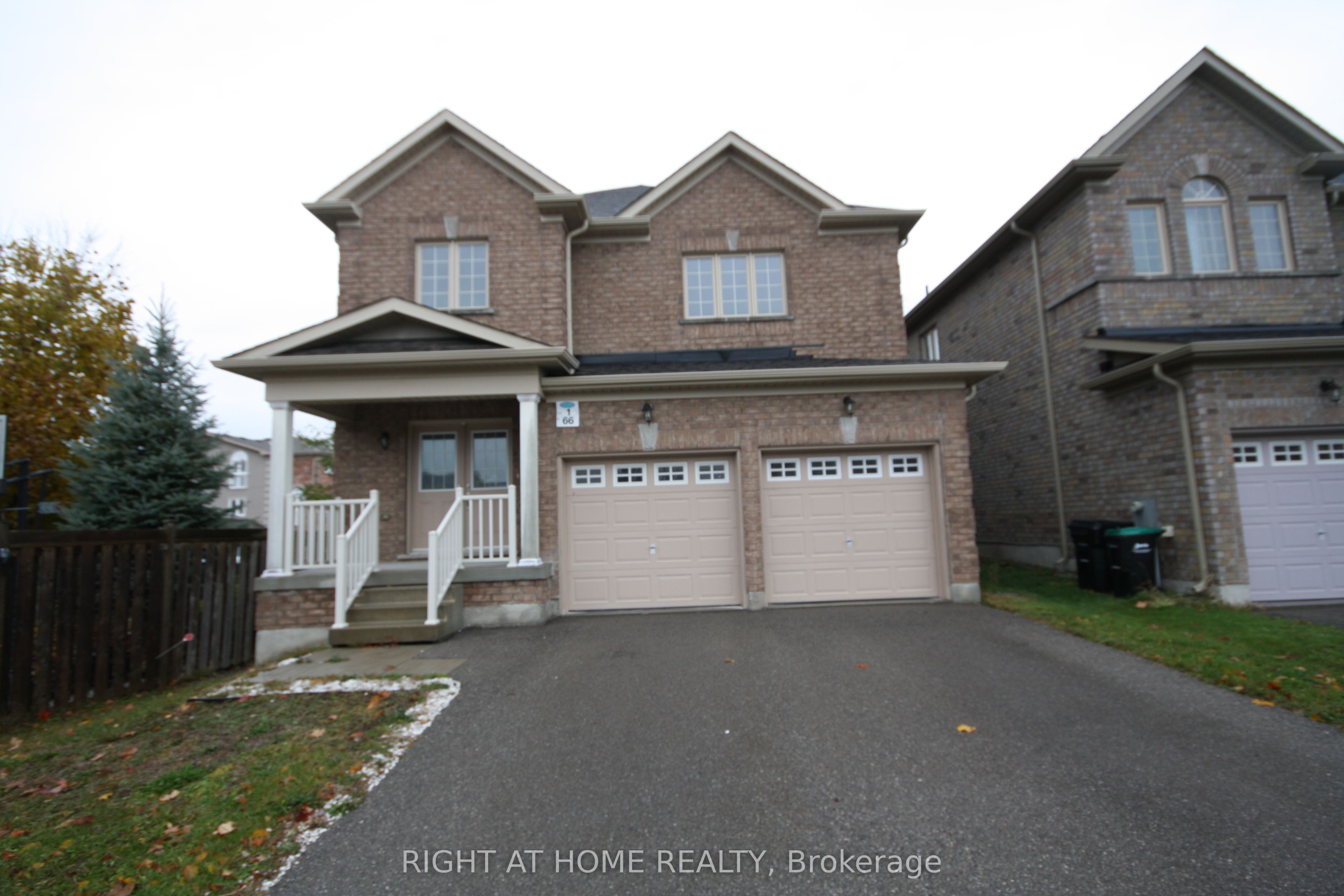66 White Crescent Property Photo 1
