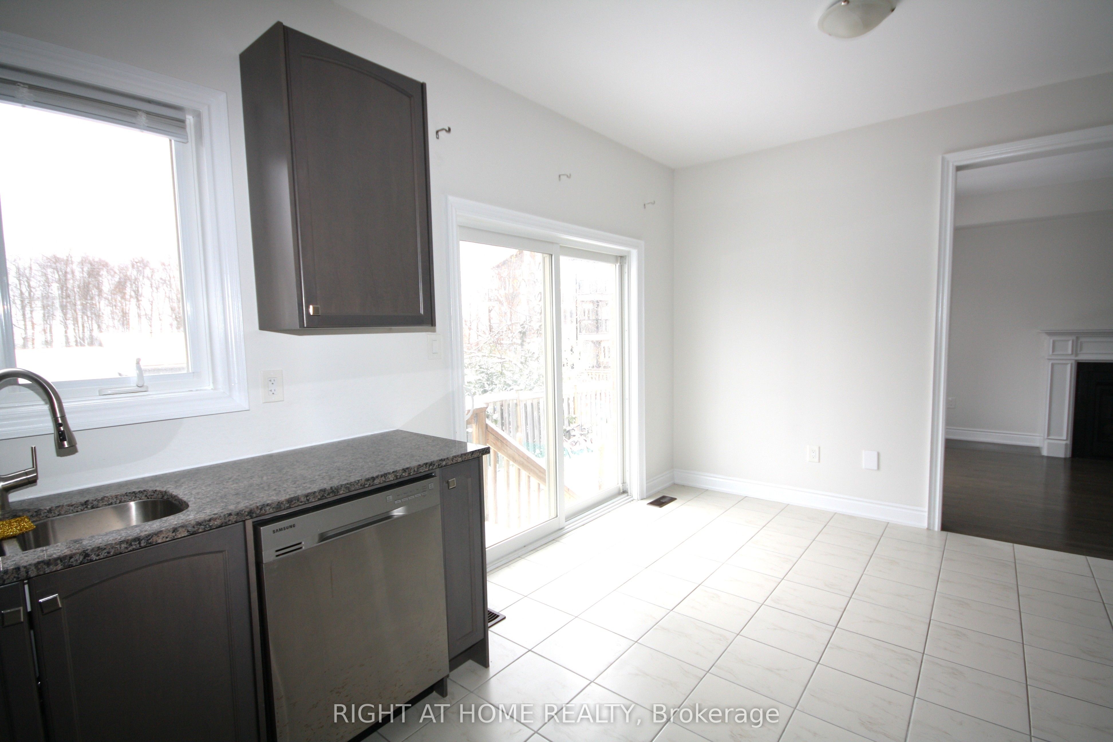 66 White Crescent Property Photo 15