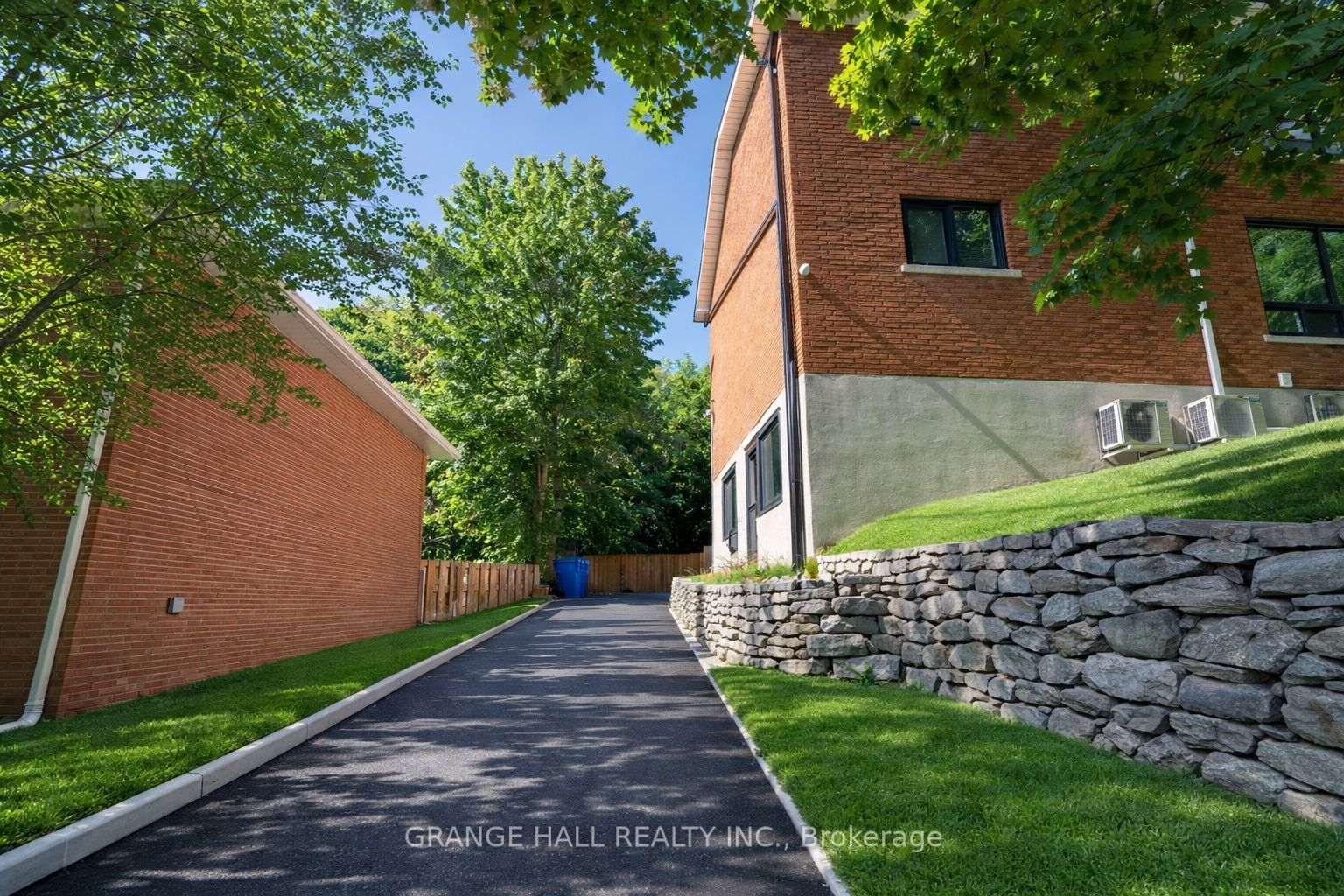 235 Canice Street Property Photo 29