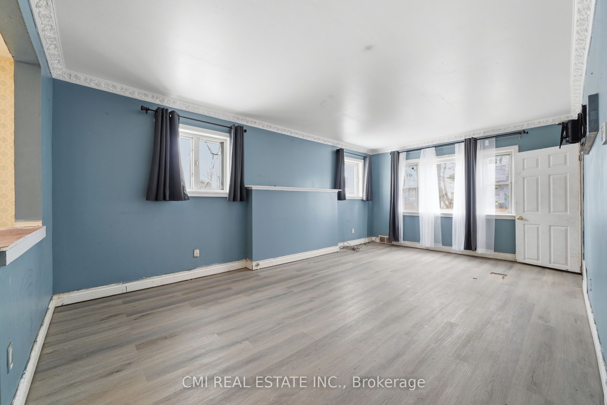 345 Linwood Avenue Property Photo 14