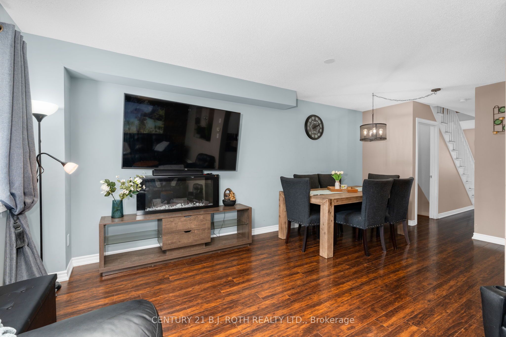 221 Harvie Road Property Photo 17
