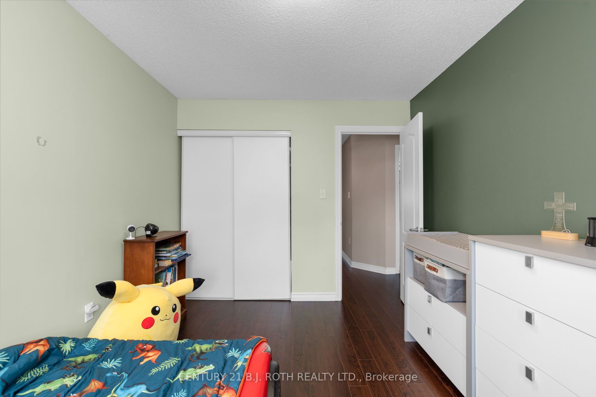 221 Harvie Road Property Photo 20