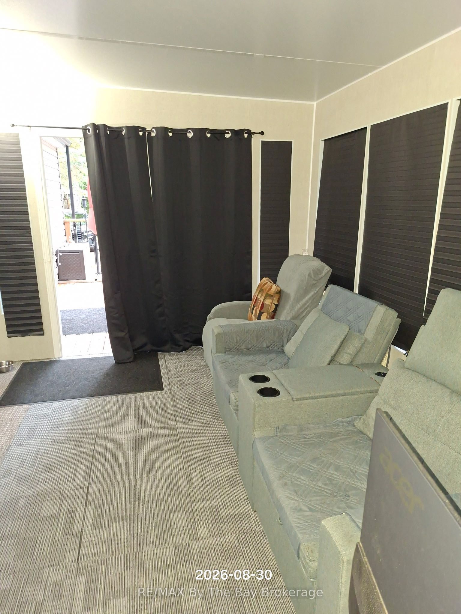 85 Theme Park Drive 75 Property Photo 4