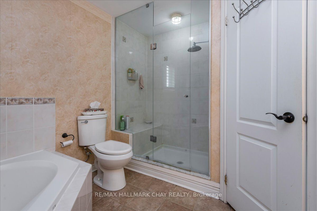 30 Birkhall Place N Property Photo 25