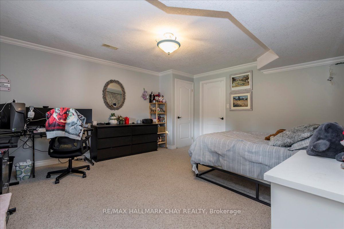 30 Birkhall Place N Property Photo 38
