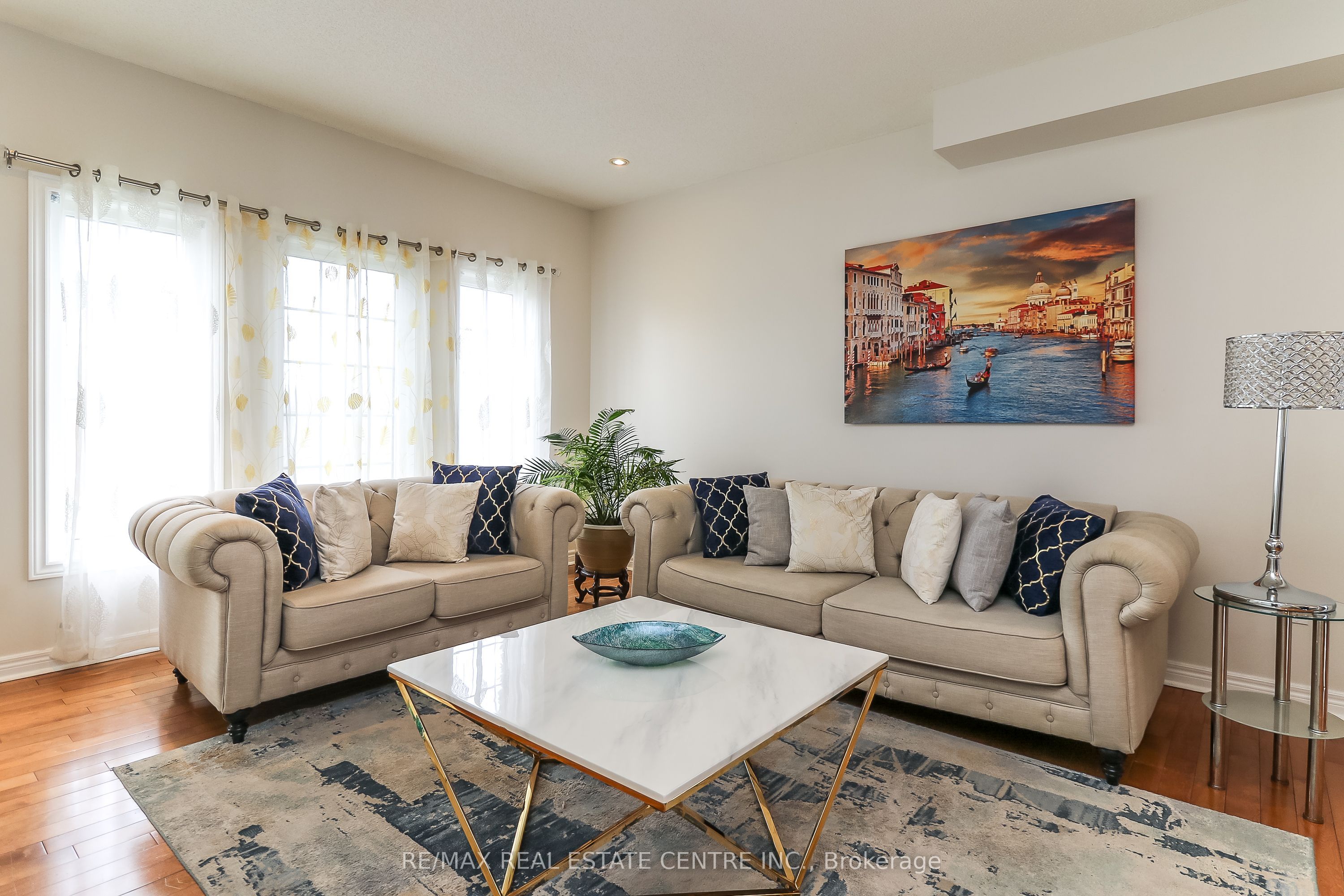 1 Sandringham Drive Property Photo 6