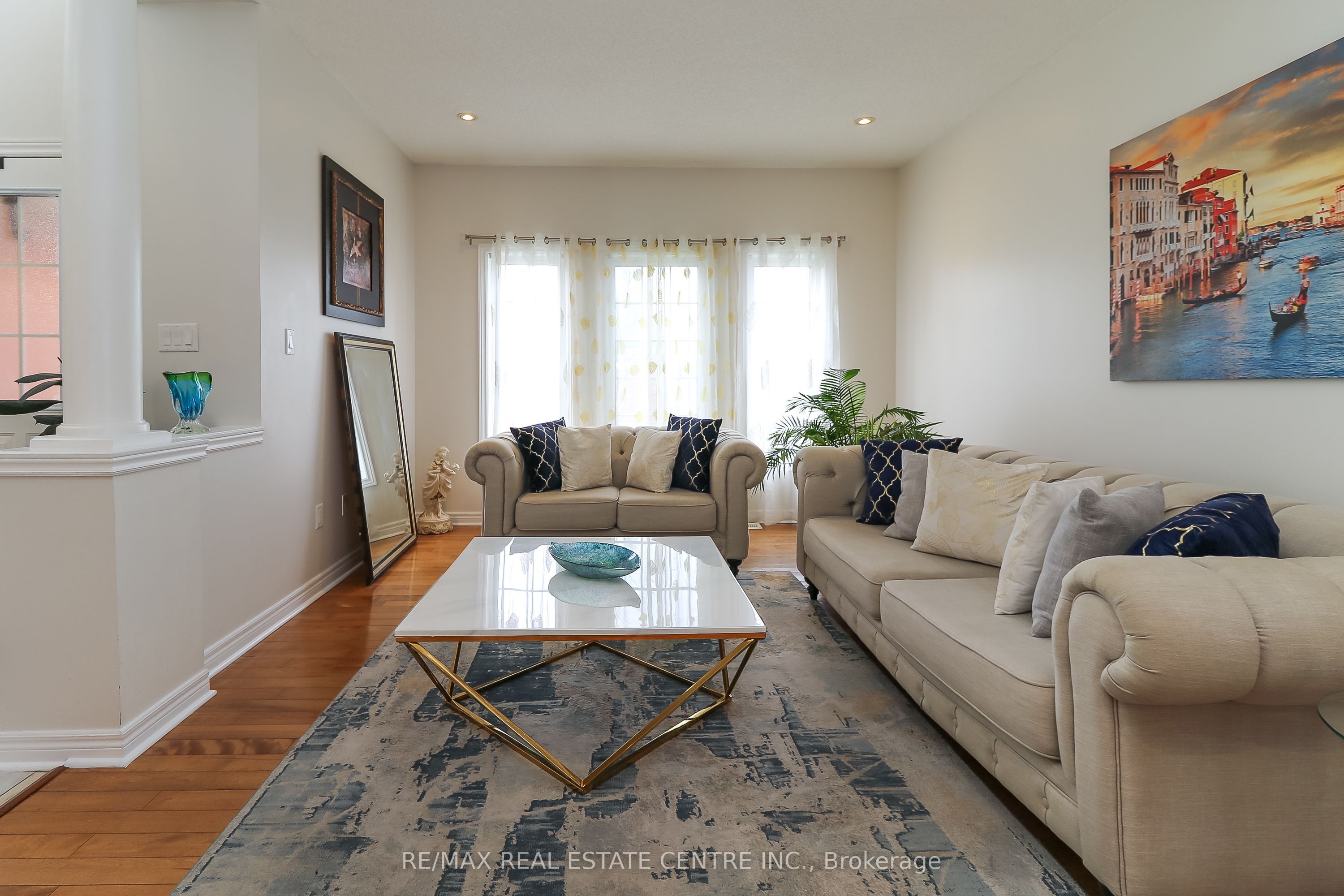 1 Sandringham Drive Property Photo 7