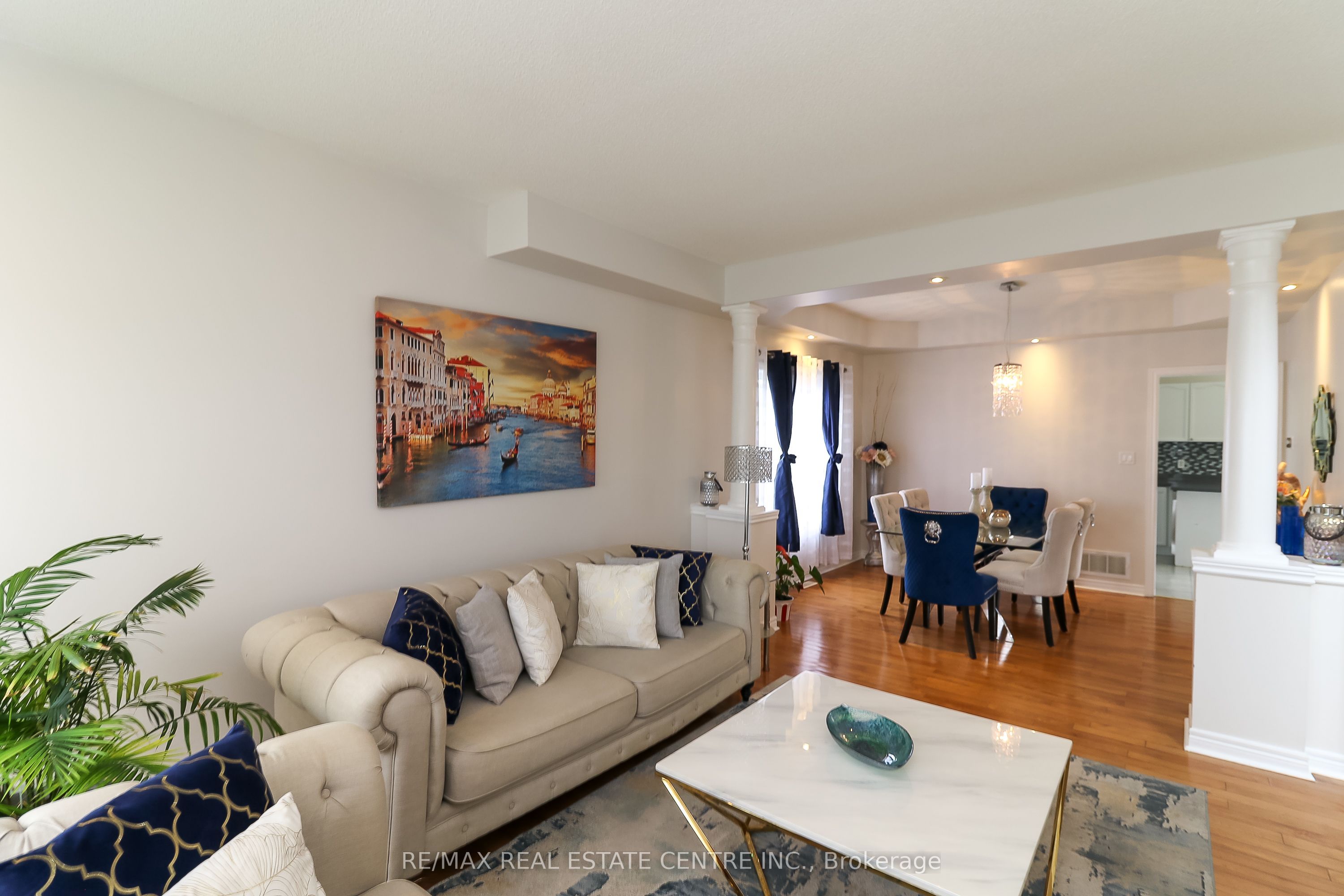 1 Sandringham Drive Property Photo 14