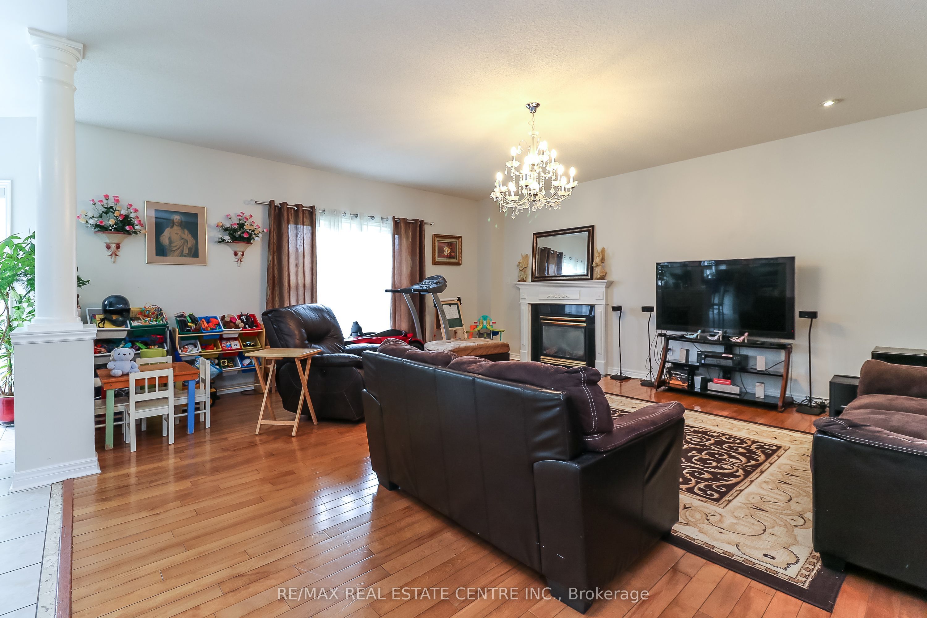 1 Sandringham Drive Property Photo 17