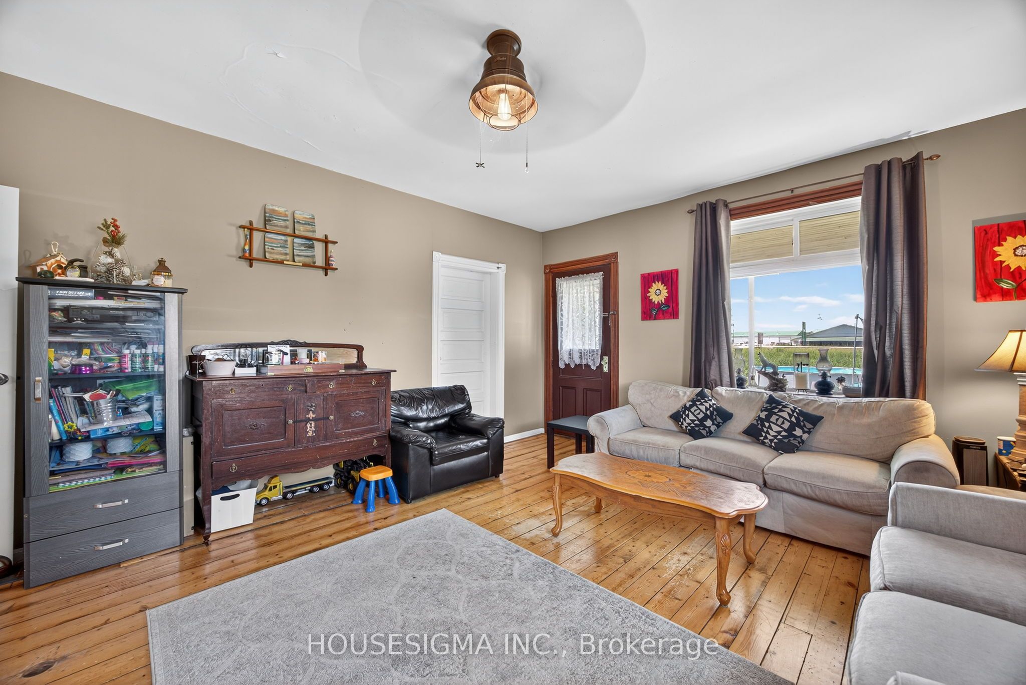 1617 42 County Road Property Photo 6
