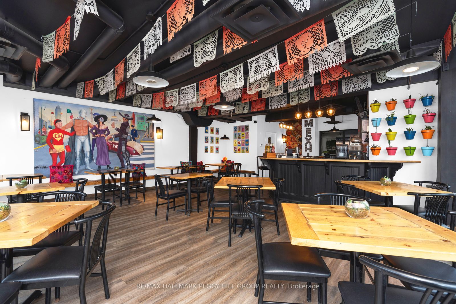 37 Dunlop Street W Mexhico Restaurant Property Photo 4