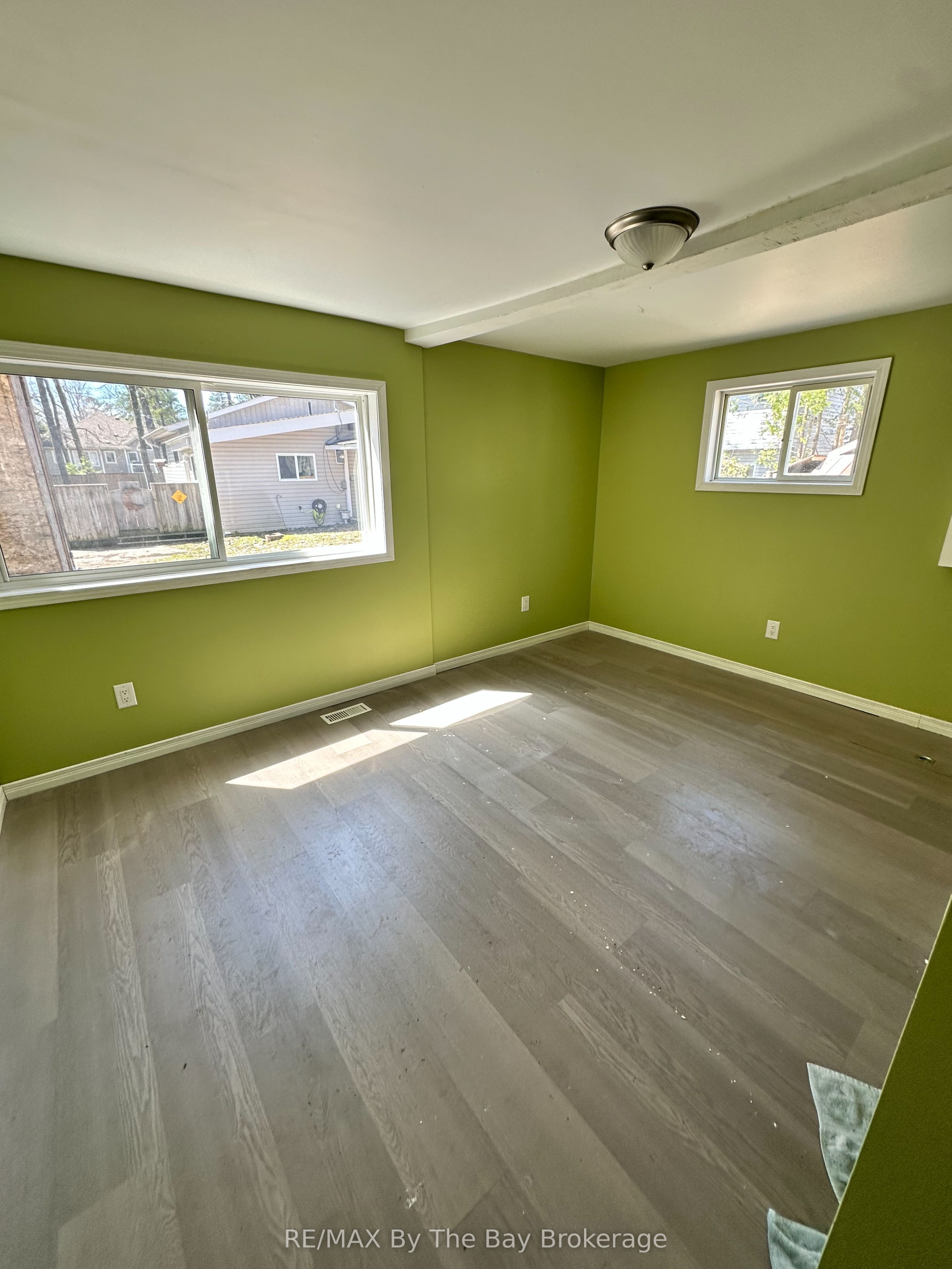 86 30th Street N Property Photo 2