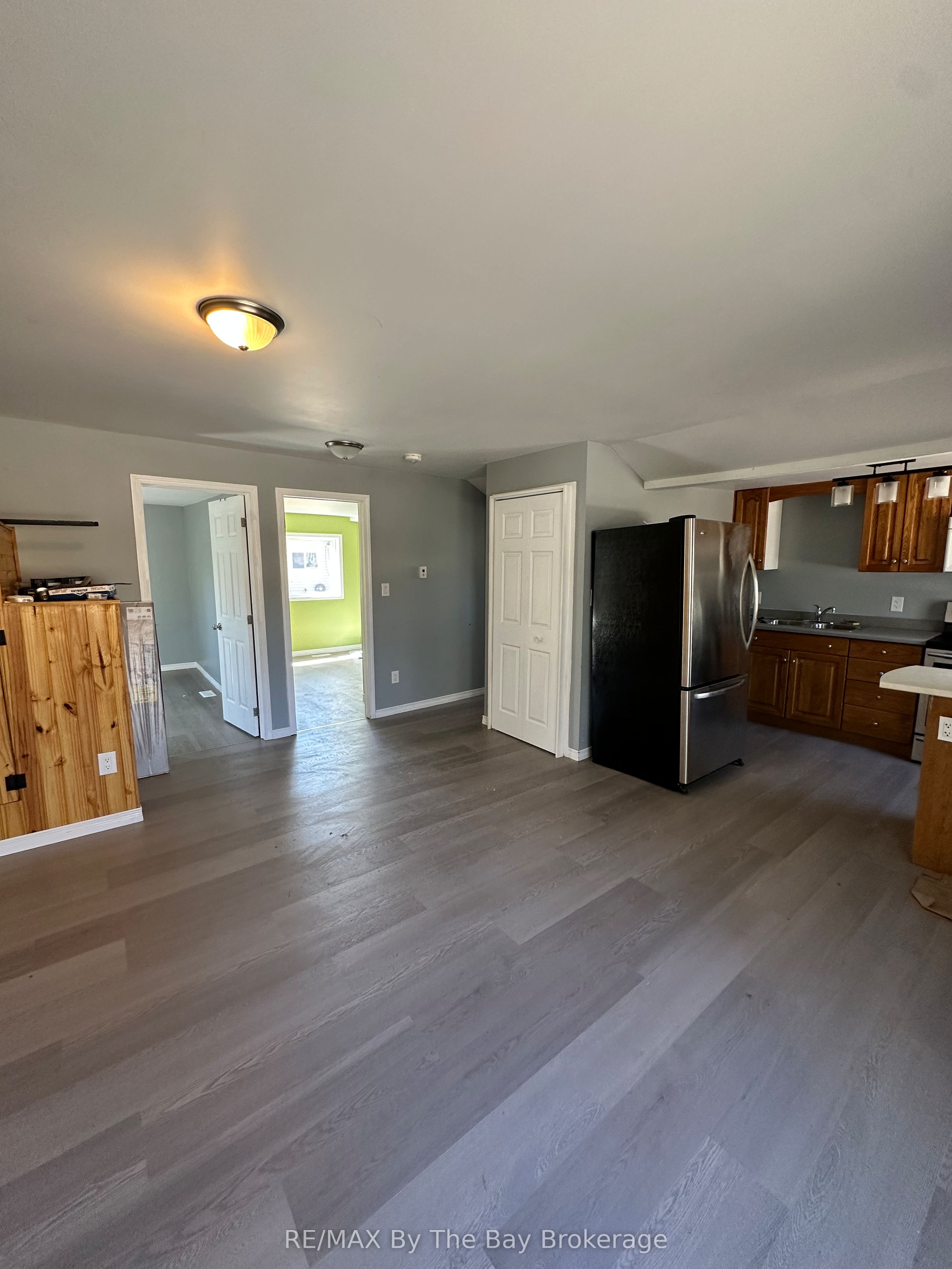 86 30th Street N Property Photo 4