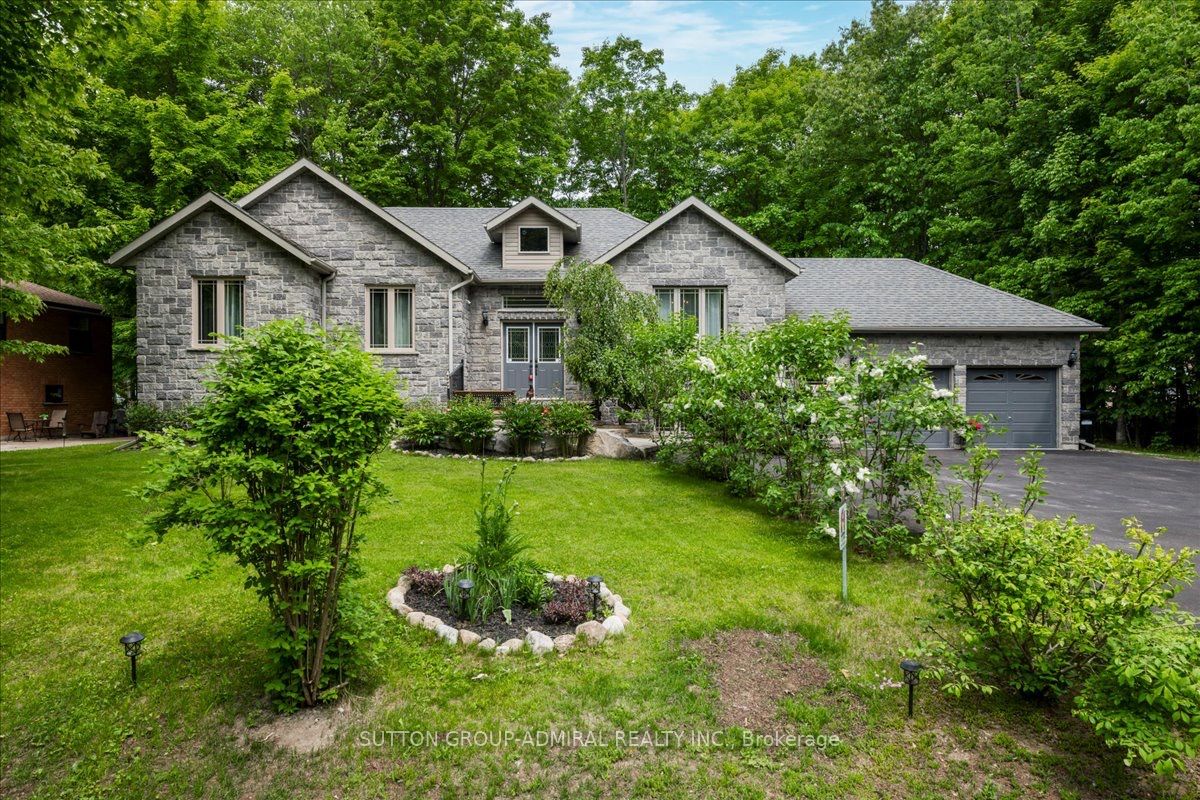 79 Forest Circle Property Photo 3