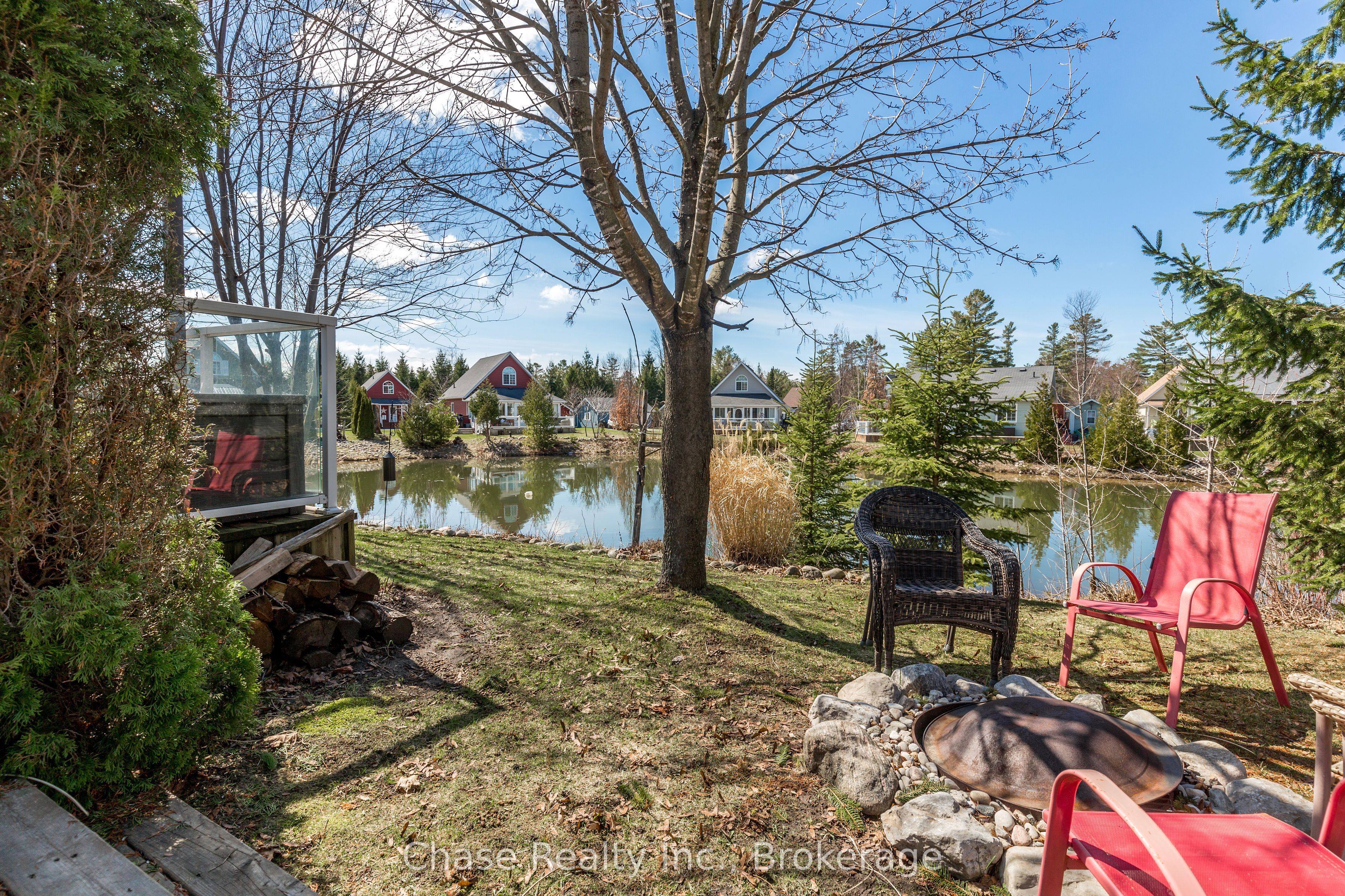 42 Madawaska Trail Property Photo 28