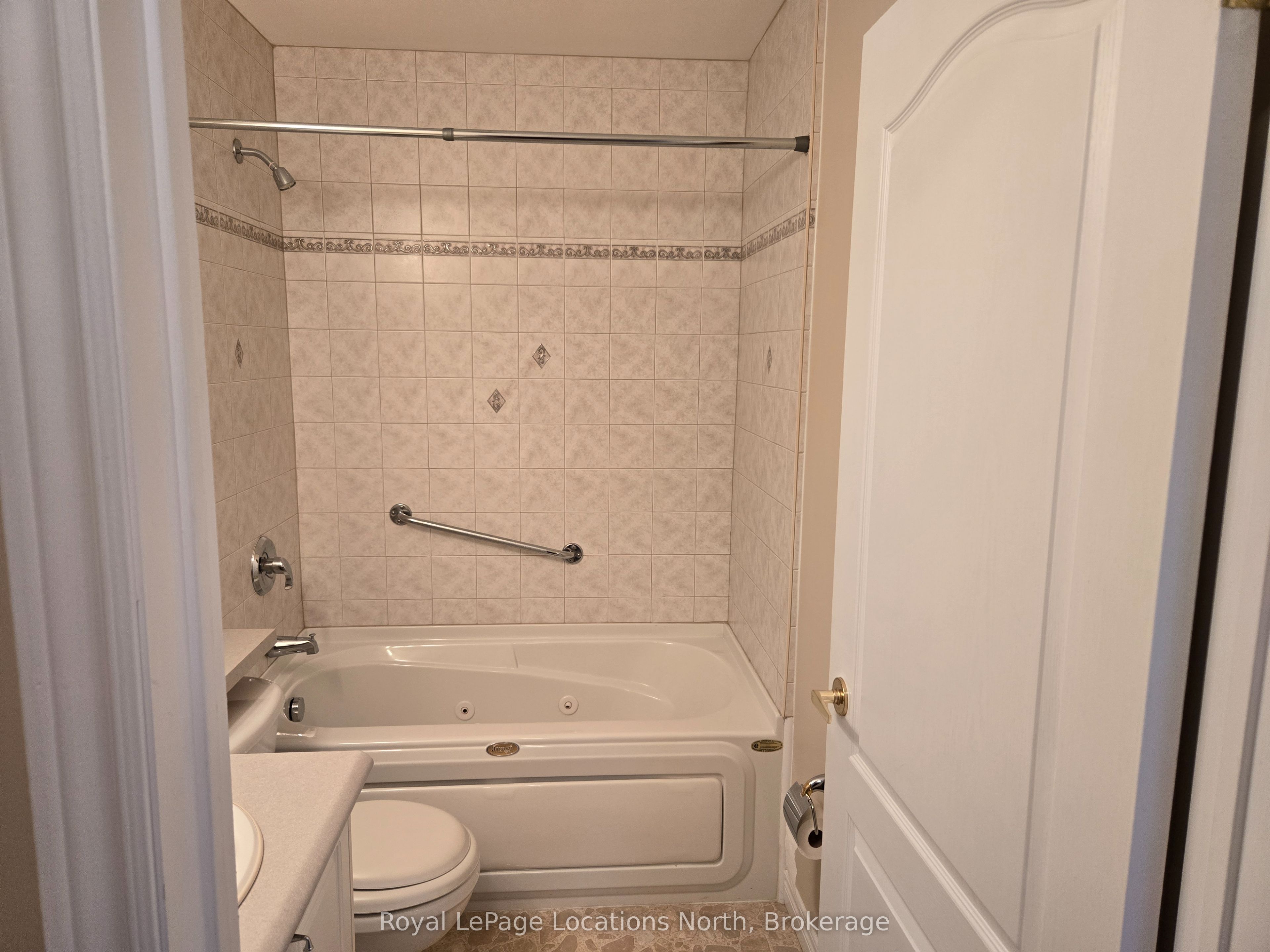 275 Huron Street 23 Property Photo 10