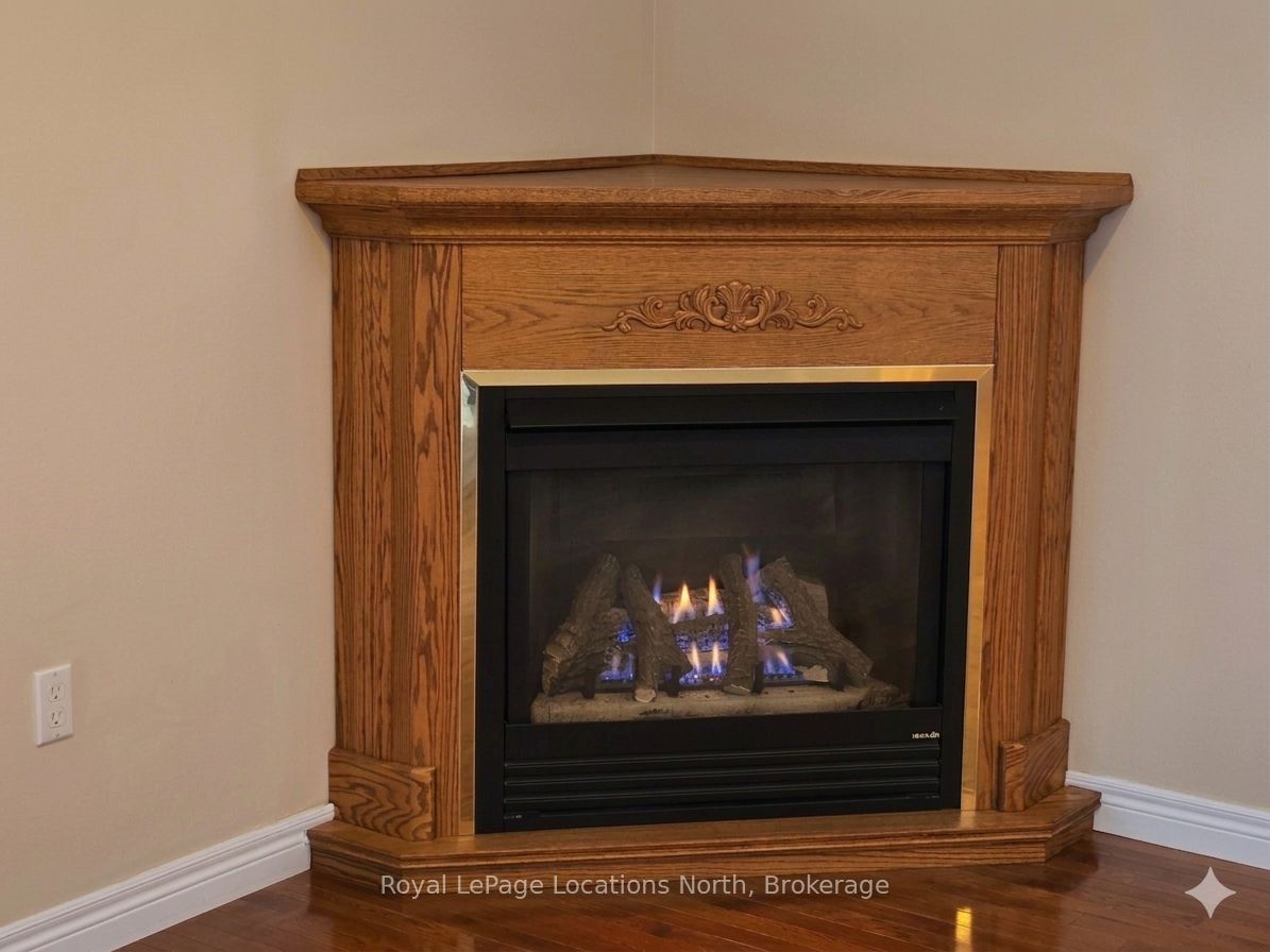 275 Huron Street 23 Property Photo 18