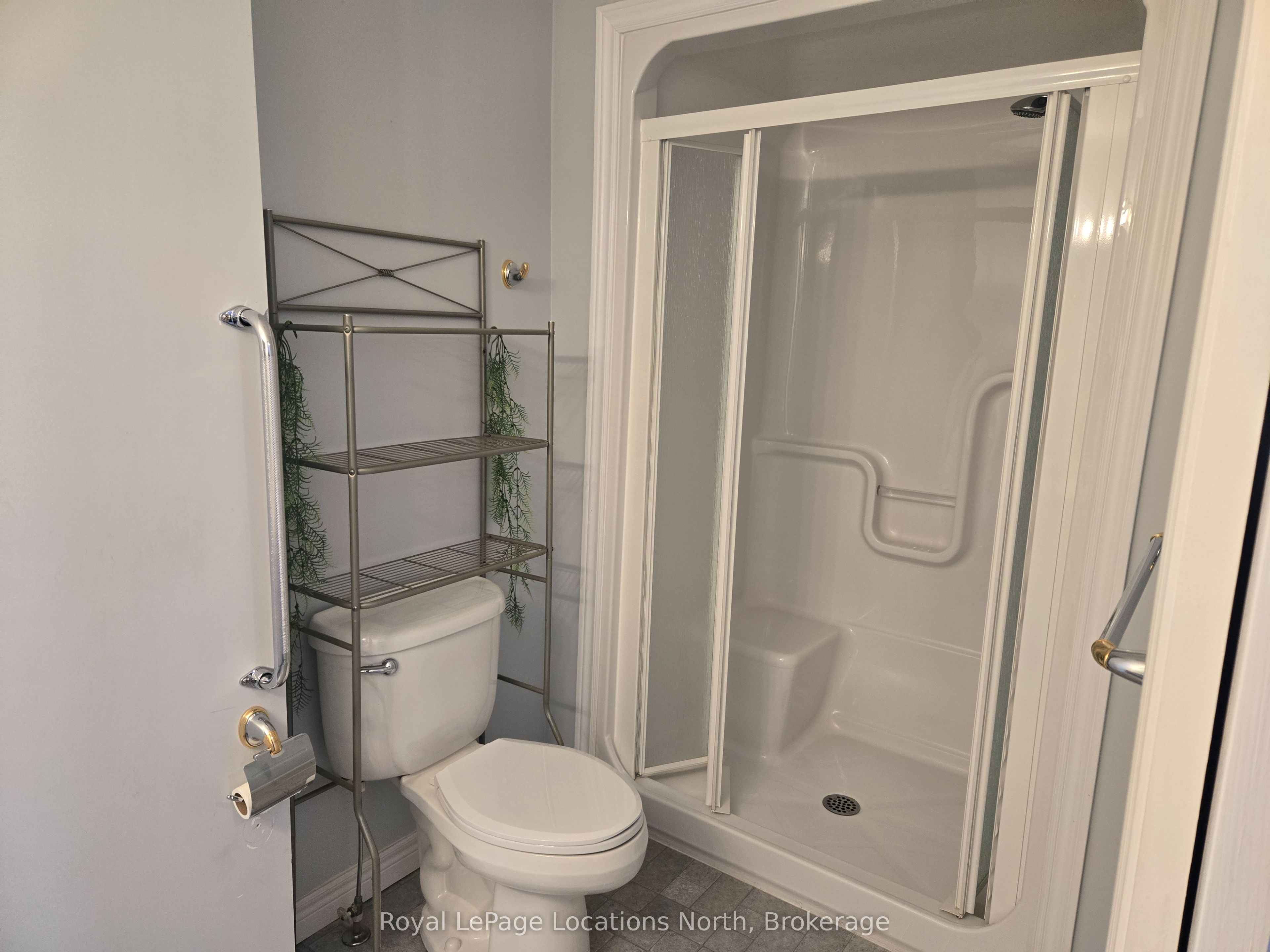 275 Huron Street 23 Property Photo 25