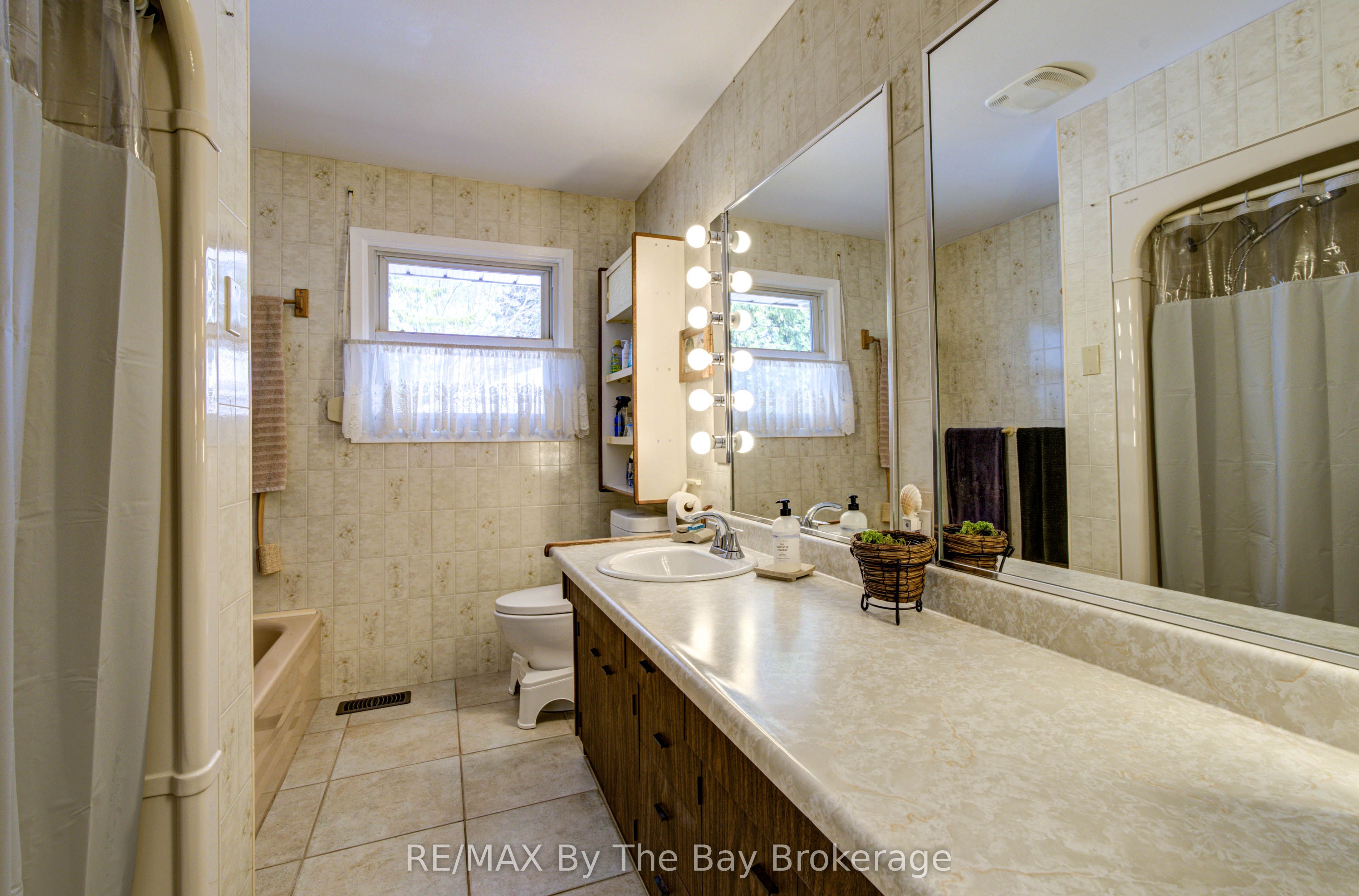 31 Saunders Street Property Photo 21