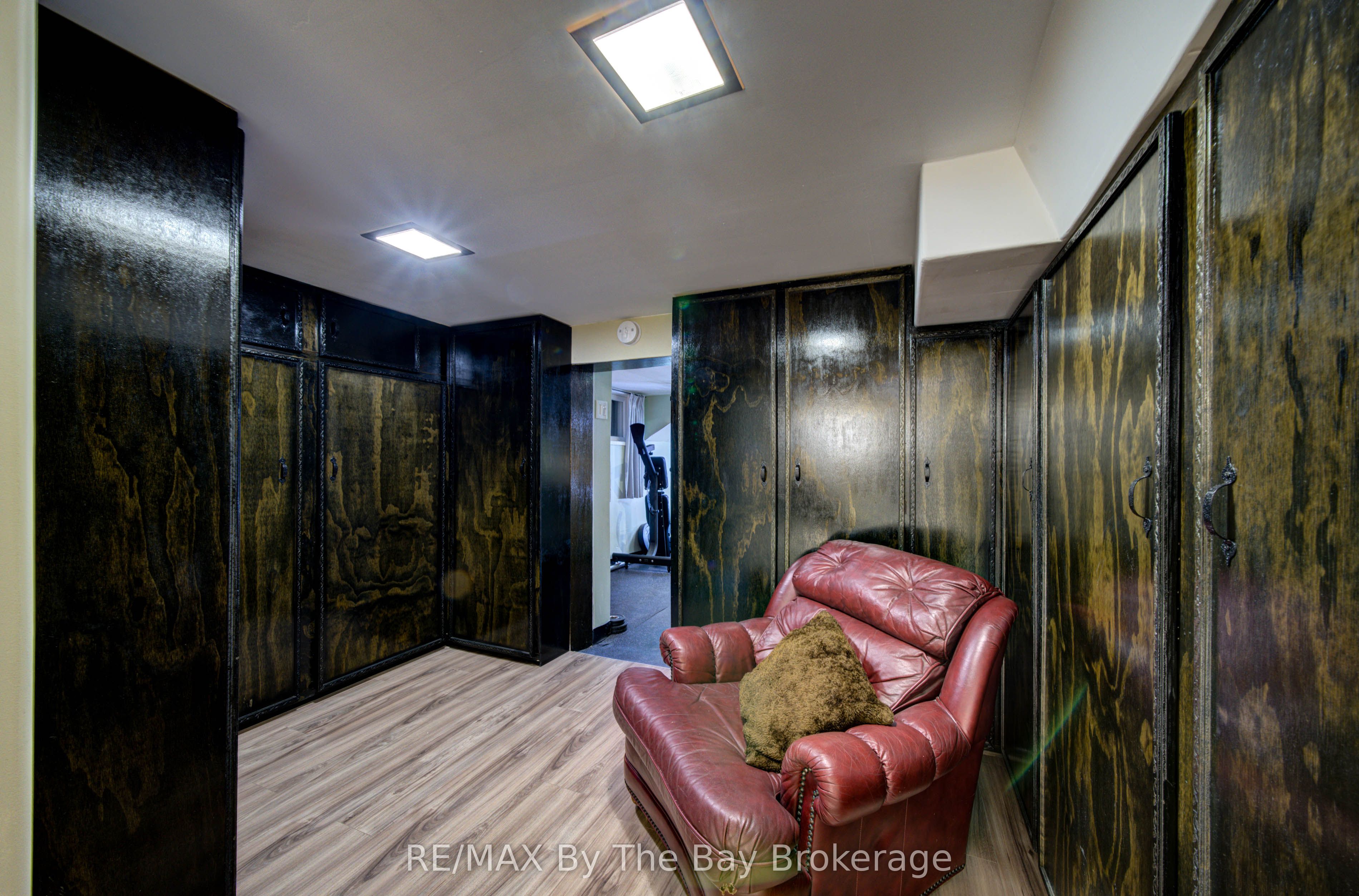 31 Saunders Street Property Photo 35