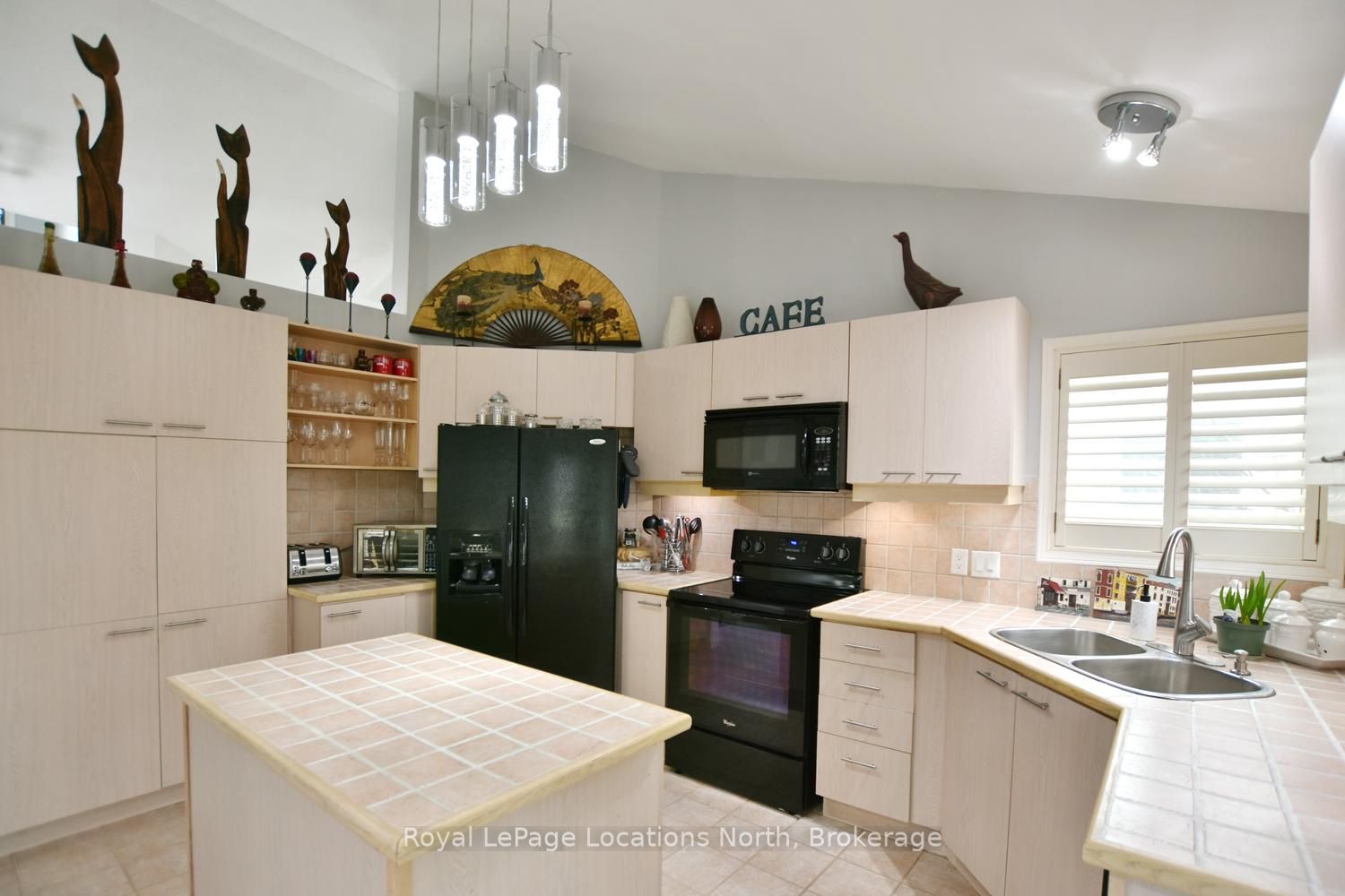 61 Barker Boulevard Property Photo 15