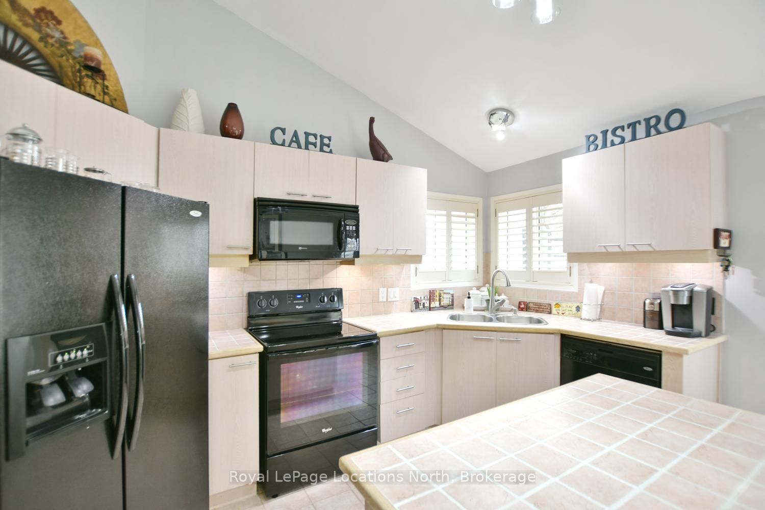 61 Barker Boulevard Property Photo 16