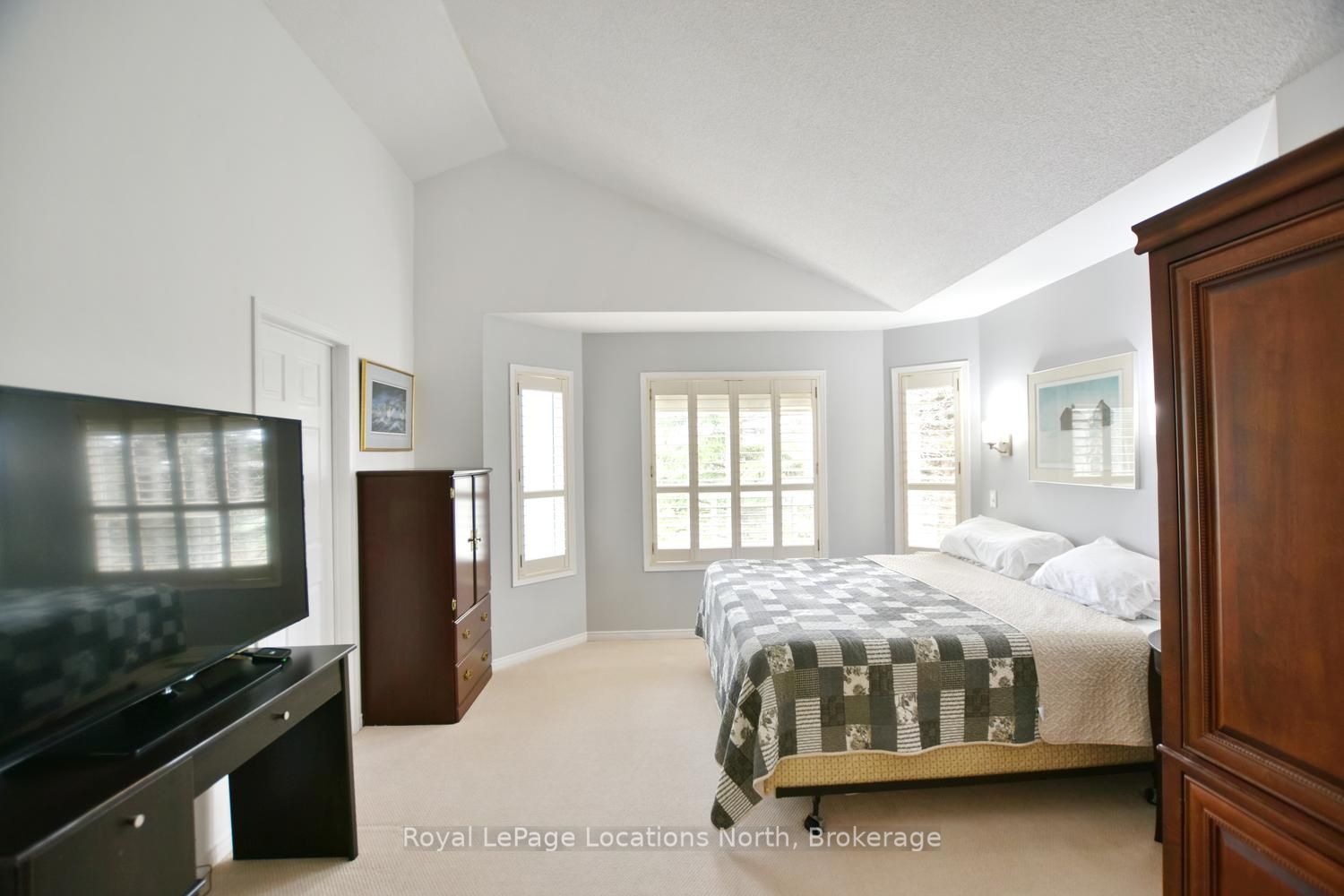 61 Barker Boulevard Property Photo 25