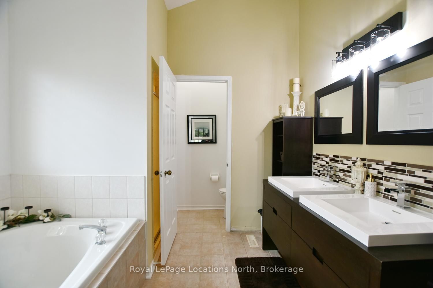 61 Barker Boulevard Property Photo 26