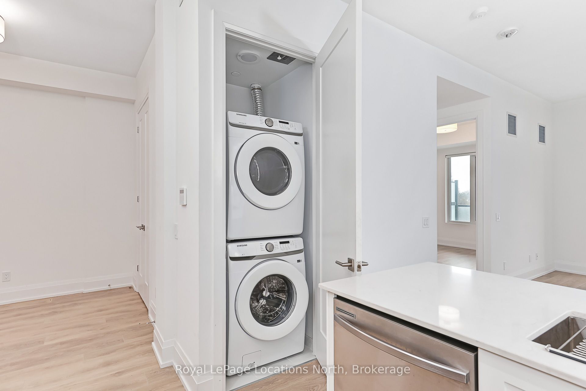 1 Hume Street 322 Property Photo 13