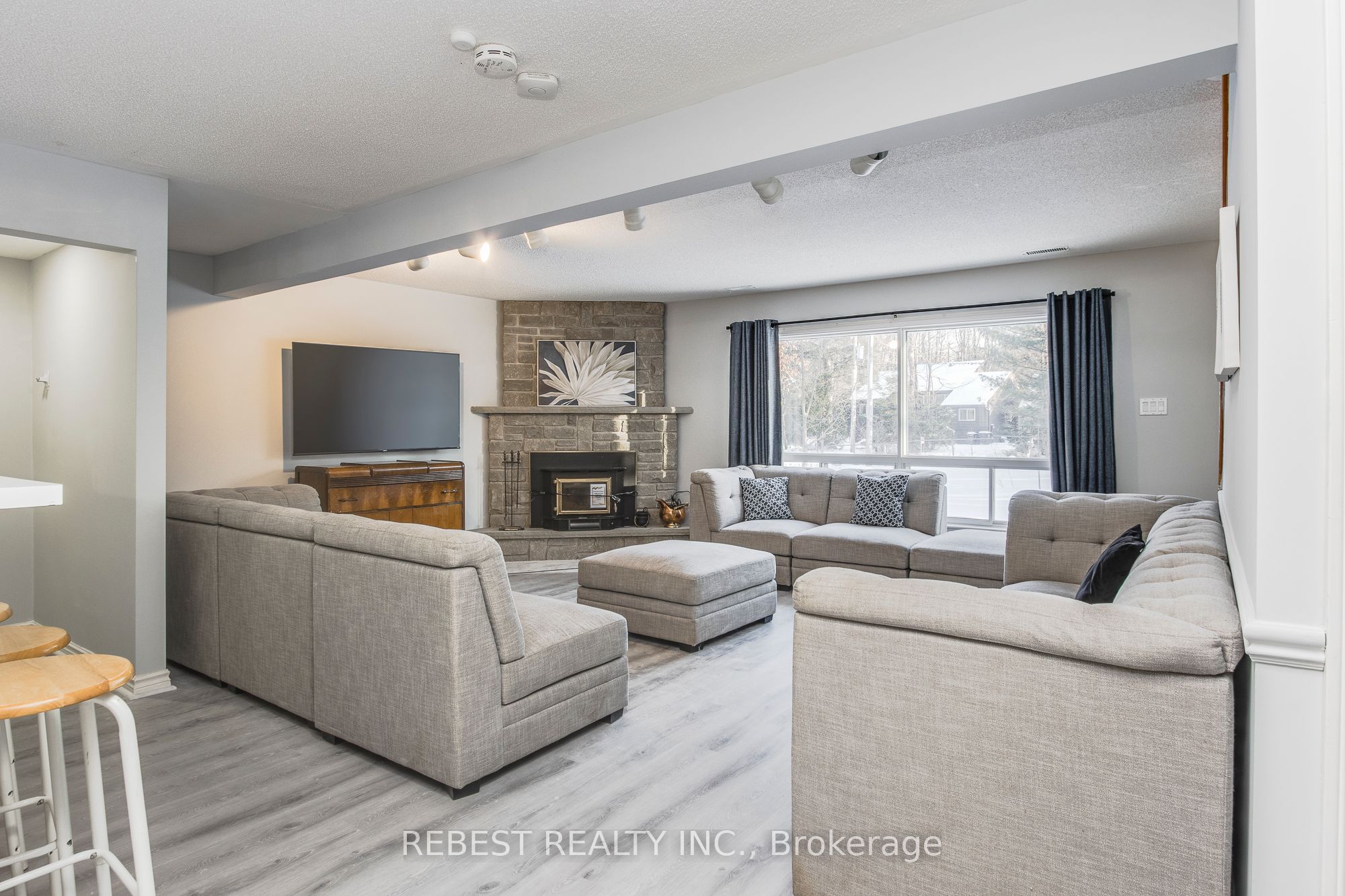 910 Concession Rd 17 W #b Property Photo 8