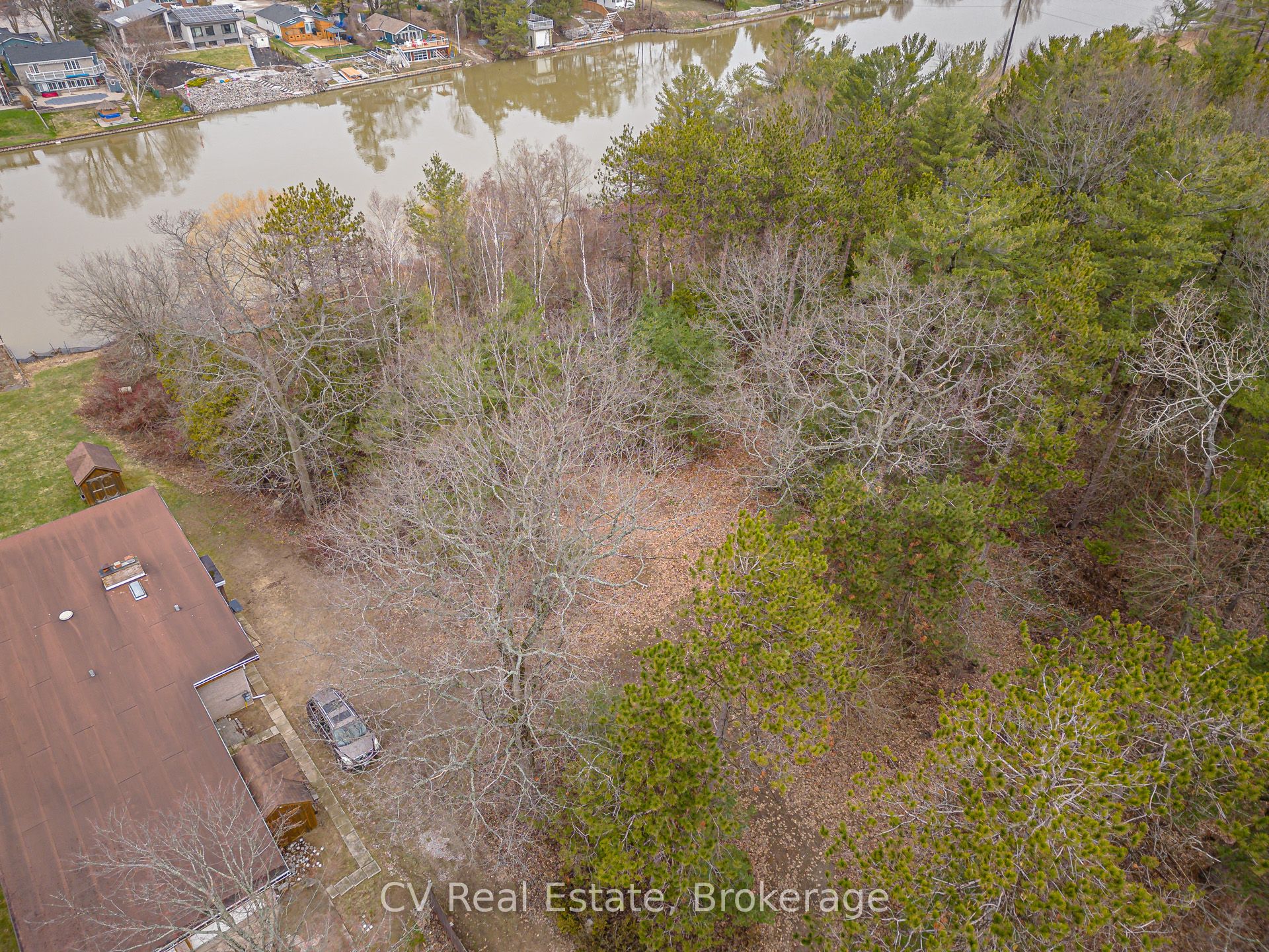 8 Poplar Street Property Photo 33