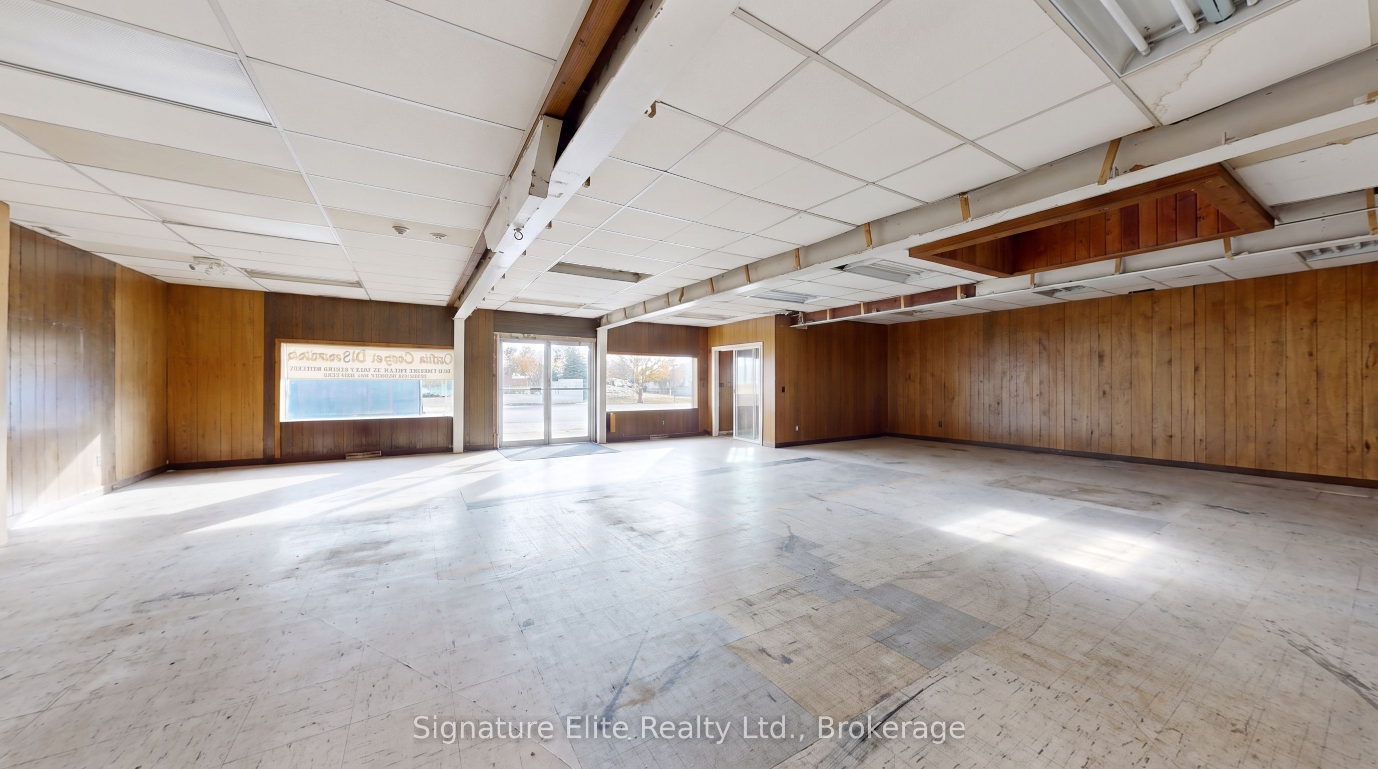 345 Atherley Road Property Photo 3