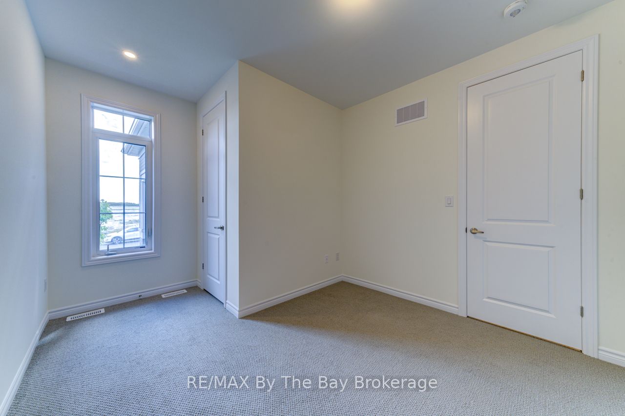 15 Sun Valley Avenue Property Photo 11