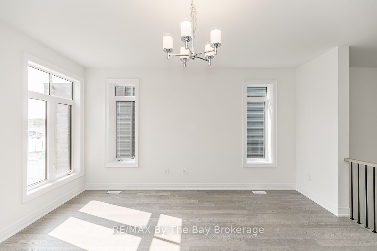 3 Rosanne Circle Property Photo 7
