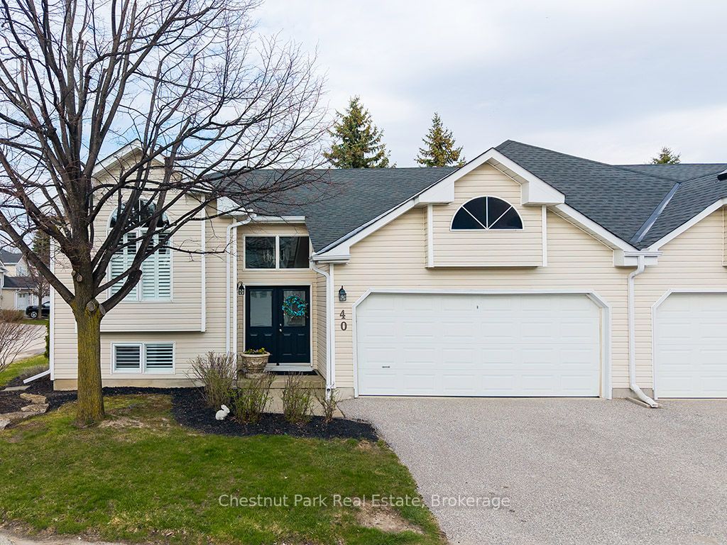 40 Barker Boulevard Property Photo 1