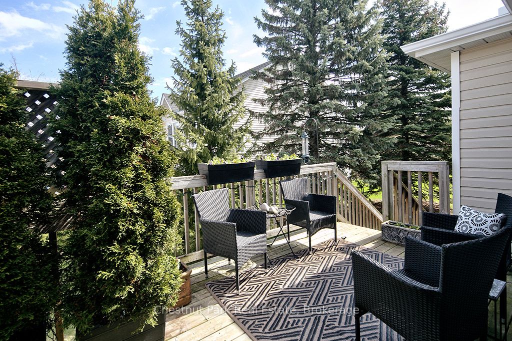 40 Barker Boulevard Property Photo 12