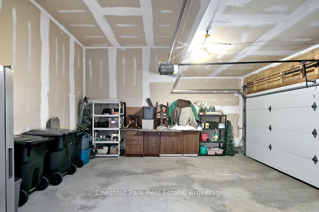40 Barker Boulevard Property Photo 25