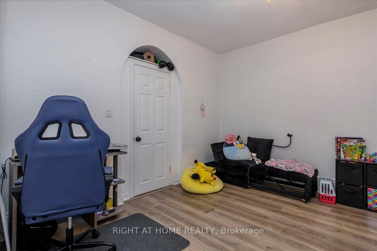 29 Peel Street Property Photo 6