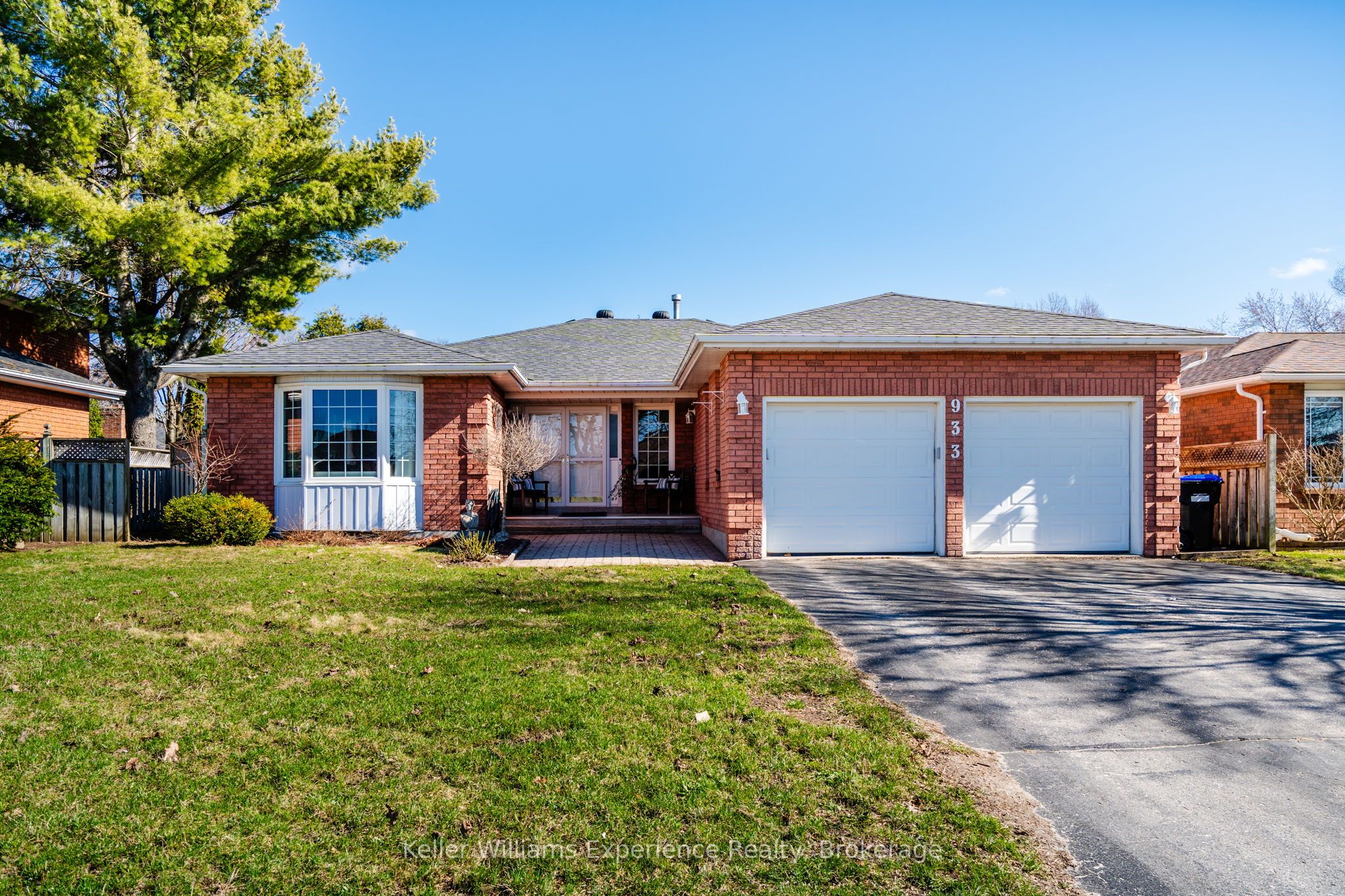 933 Playfair Road Property Photo 1