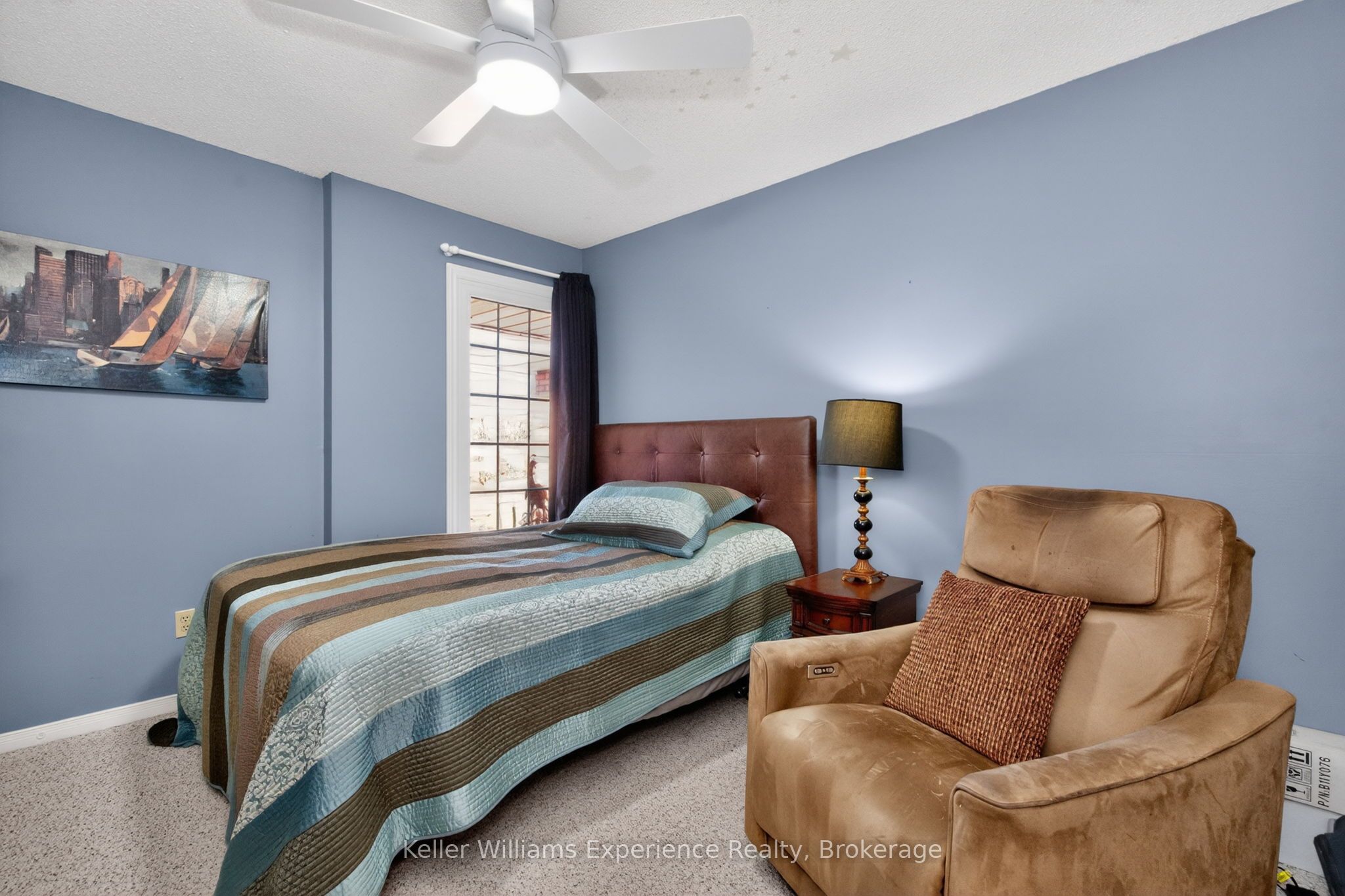 933 Playfair Road Property Photo 25