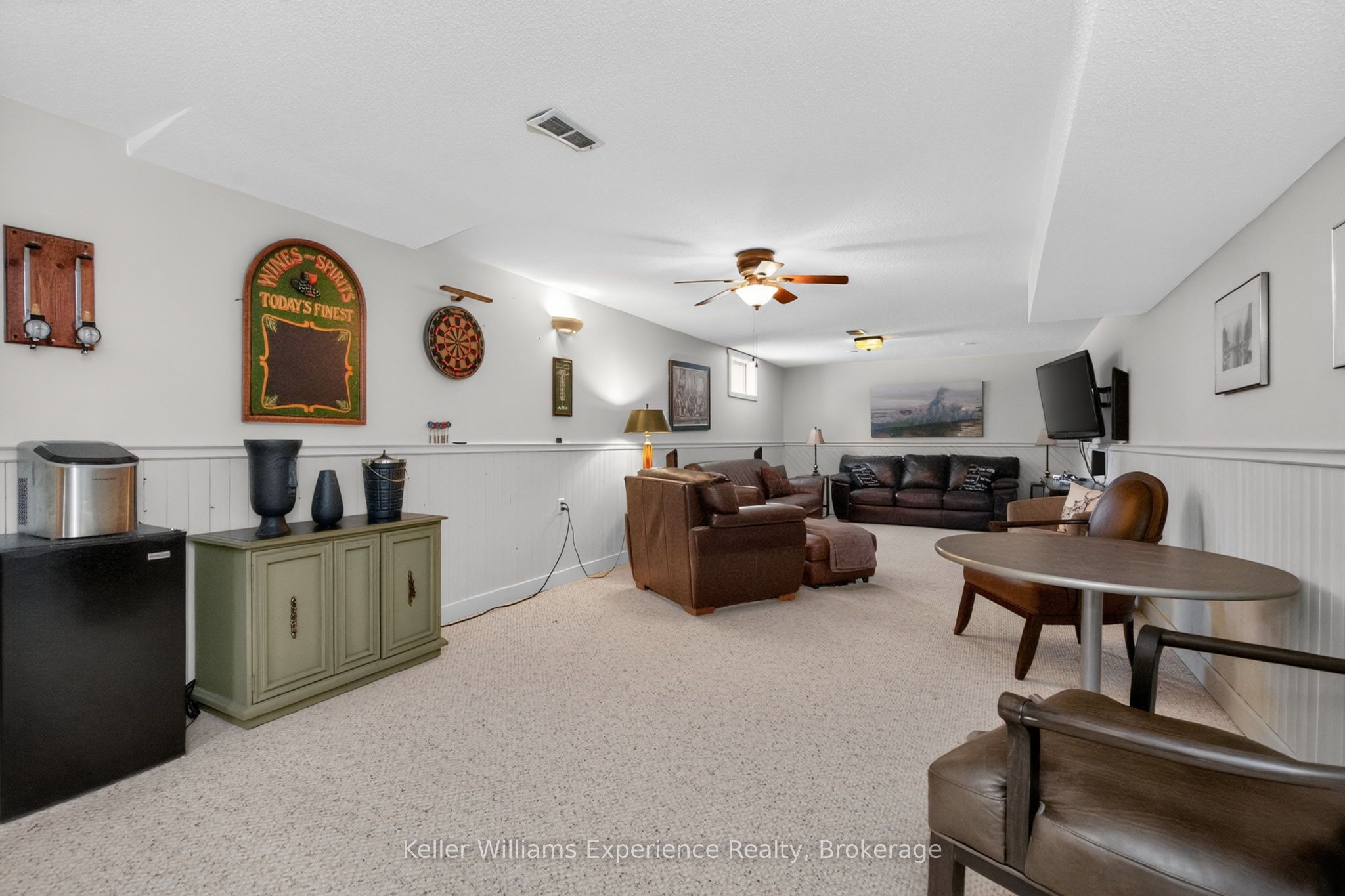 933 Playfair Road Property Photo 31