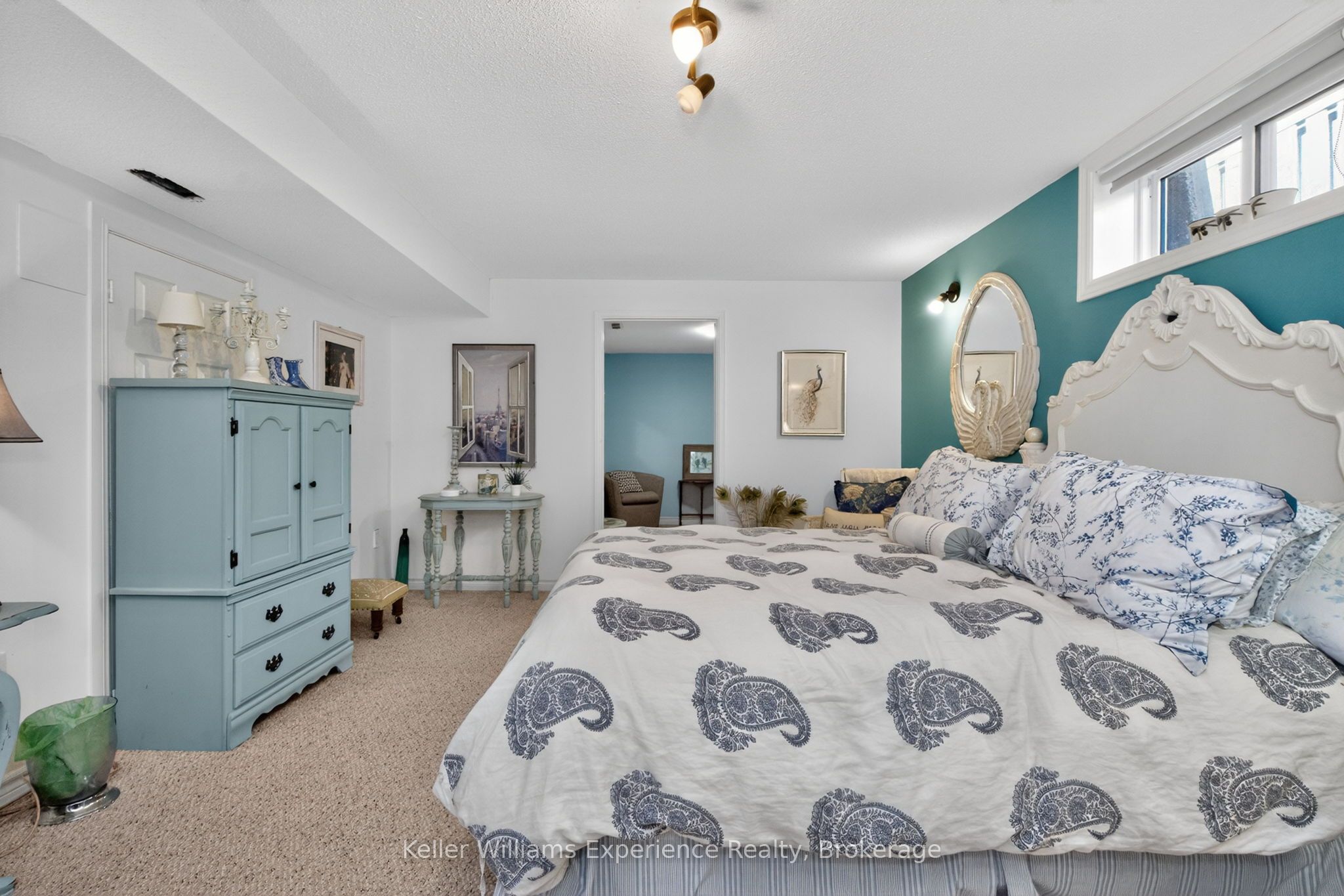 933 Playfair Road Property Photo 37